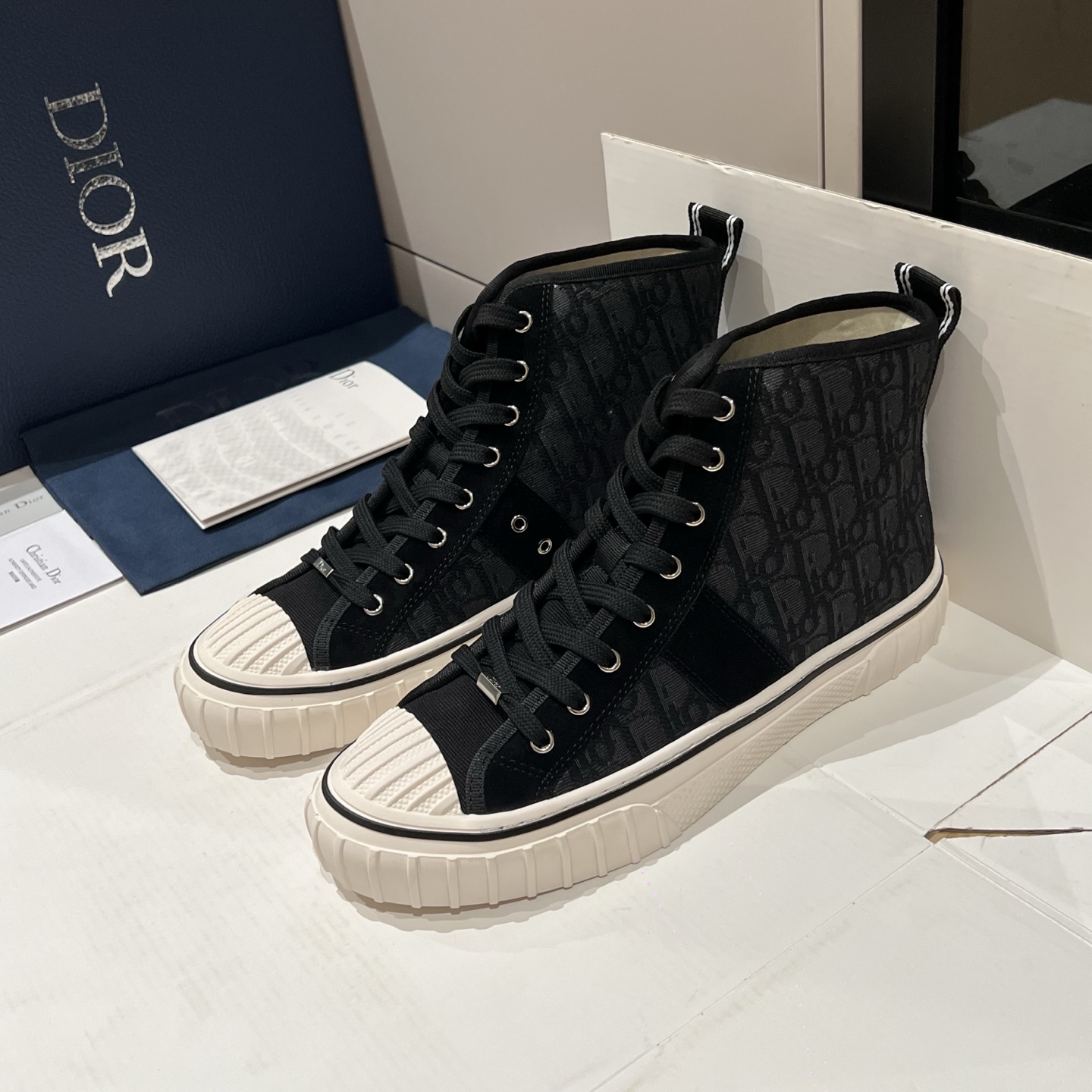 Dior black Shoes DIOR Dior Hooper High-Top Sneaker Black Dior Oblique Jacquard and Black Suede Calfskin #393806 View 2 | Nigo