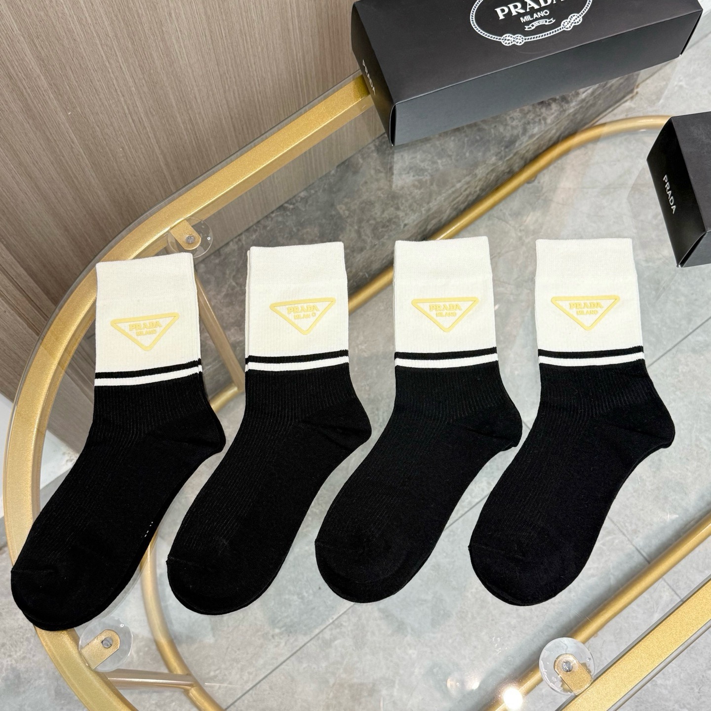 [TOP] PRADA Socks - 4 Pieces as a Set