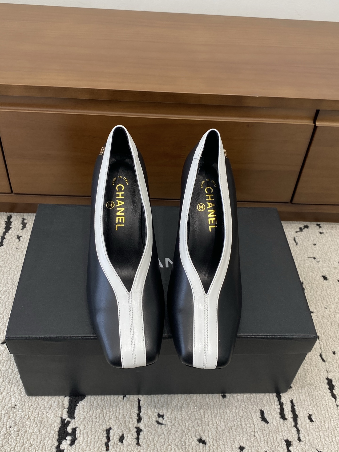 [TOP] CHANEL High Heel - White - 711 Luxury