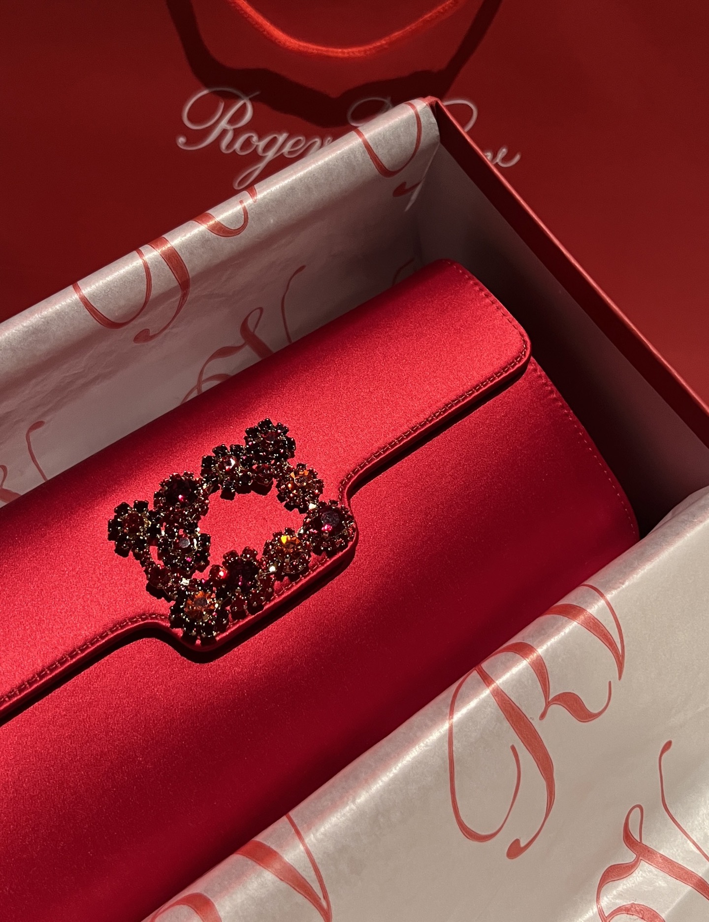 [TOP] ROGER VIVIER Diamond Bag 24-13-3 CM - Red - 711 Luxury