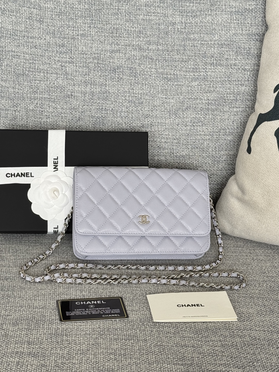 [TOP] CHANEL Woc Bag Cowhide 19x12x3cm - Purple & SHW - 711 Luxury