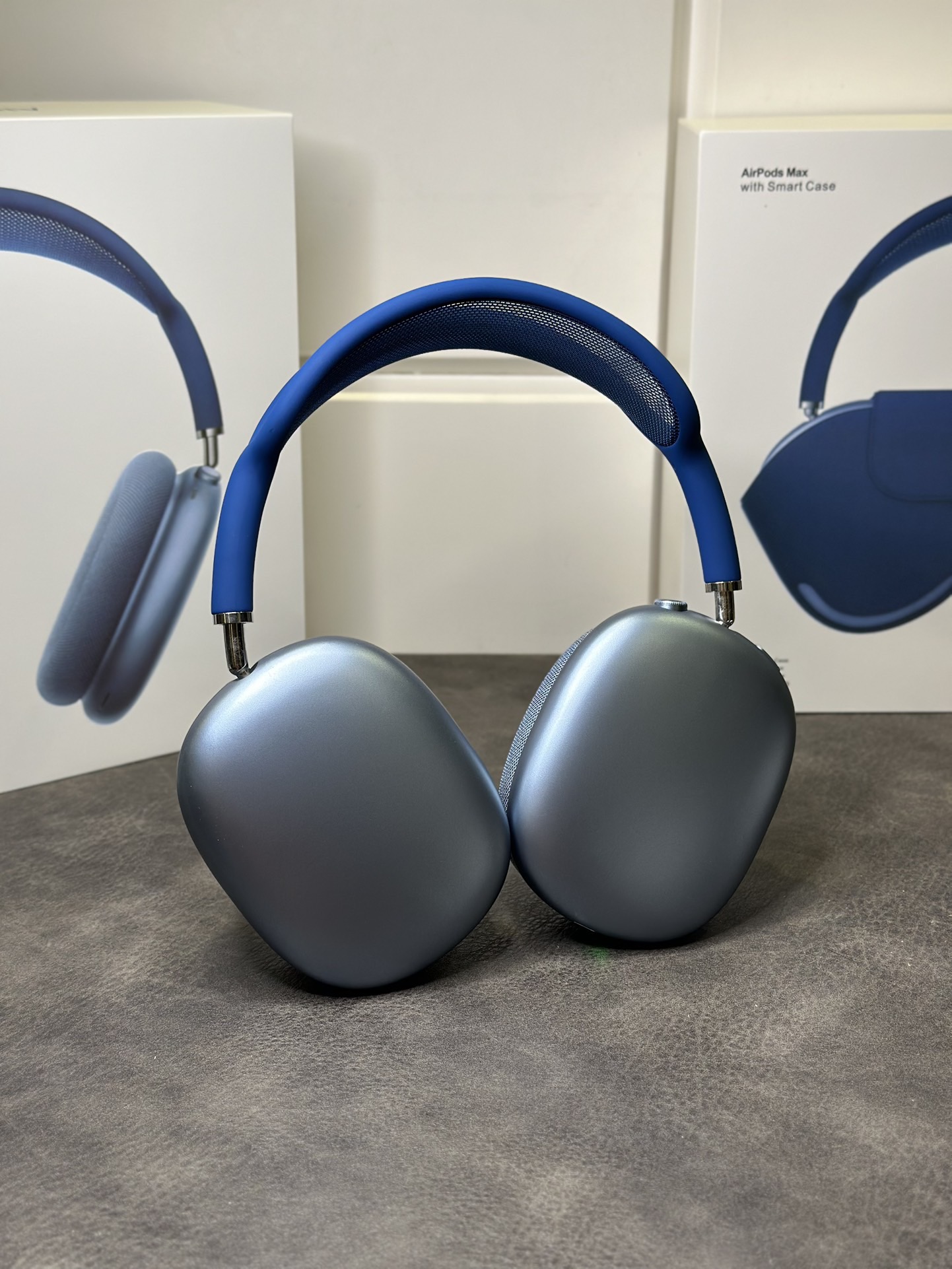 Max V3 (1st Generation) 5 Colour Collection - Lightning