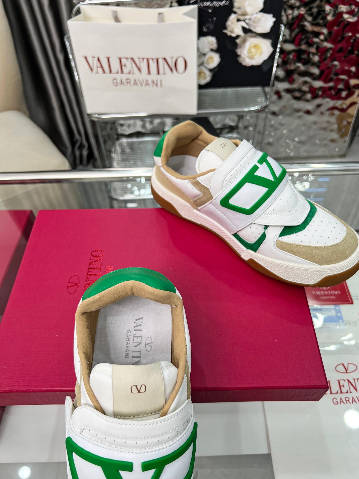 [TOP] VALENTINO Casual Shoes - White and Green - 711 Luxury