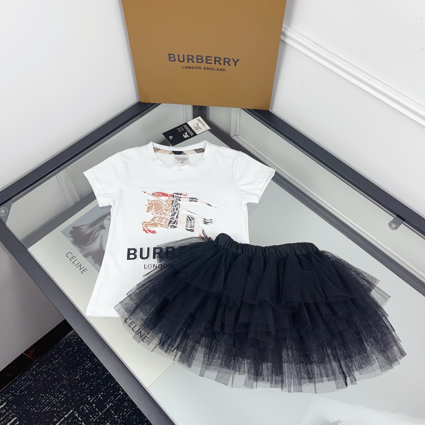 Burberry Girls White Embossed Equestrian Knight Short Sleeve T Shirt & Multi-Layer Black Tulle Tutu Skirt Two Piece Princess Outfit Sizes 90-130, Little Girls Matching Set