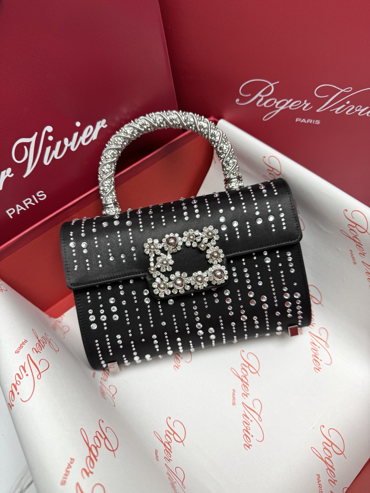 [TOP] ROGER VIVIER Diamond Bag 19-13-4 CM - Black - 711 Luxury
