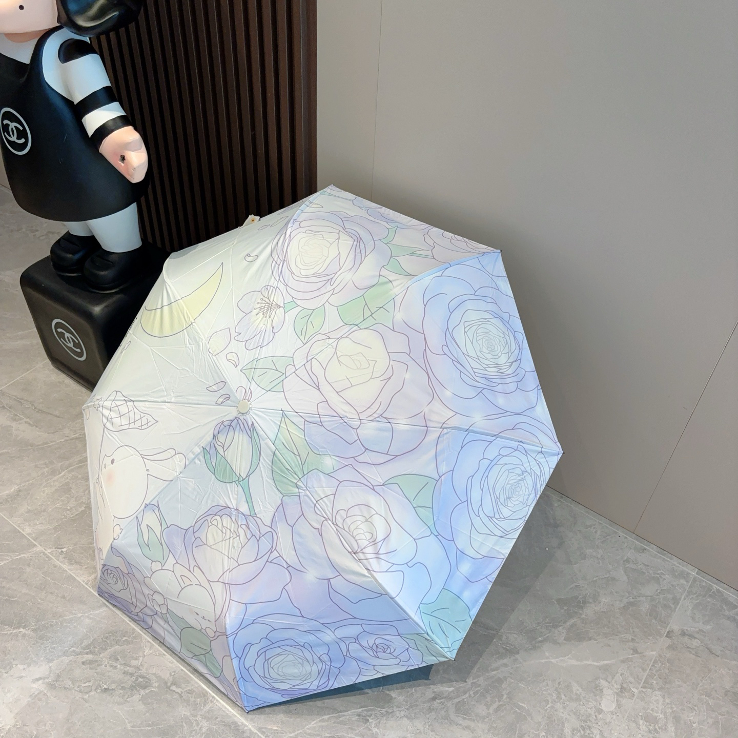 [TOP] GUCCI Umbrella - White - 711 Luxury