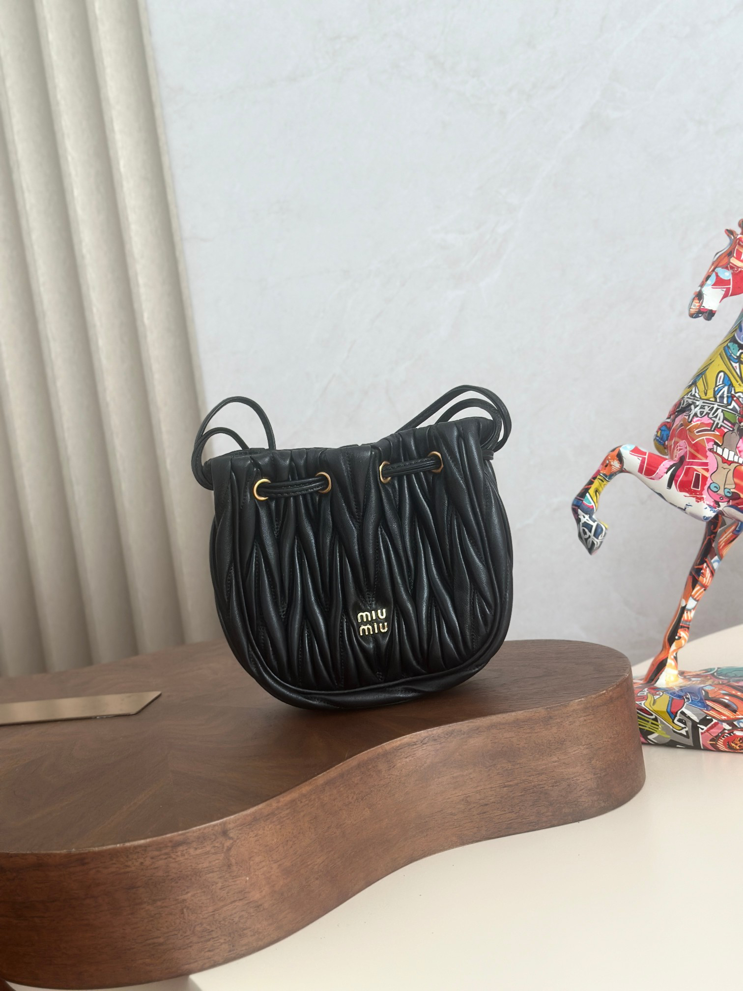 [TOP] Miu Miu Mini Matelassé Handbag 14x16x7.5cm - Black - 711 Luxury