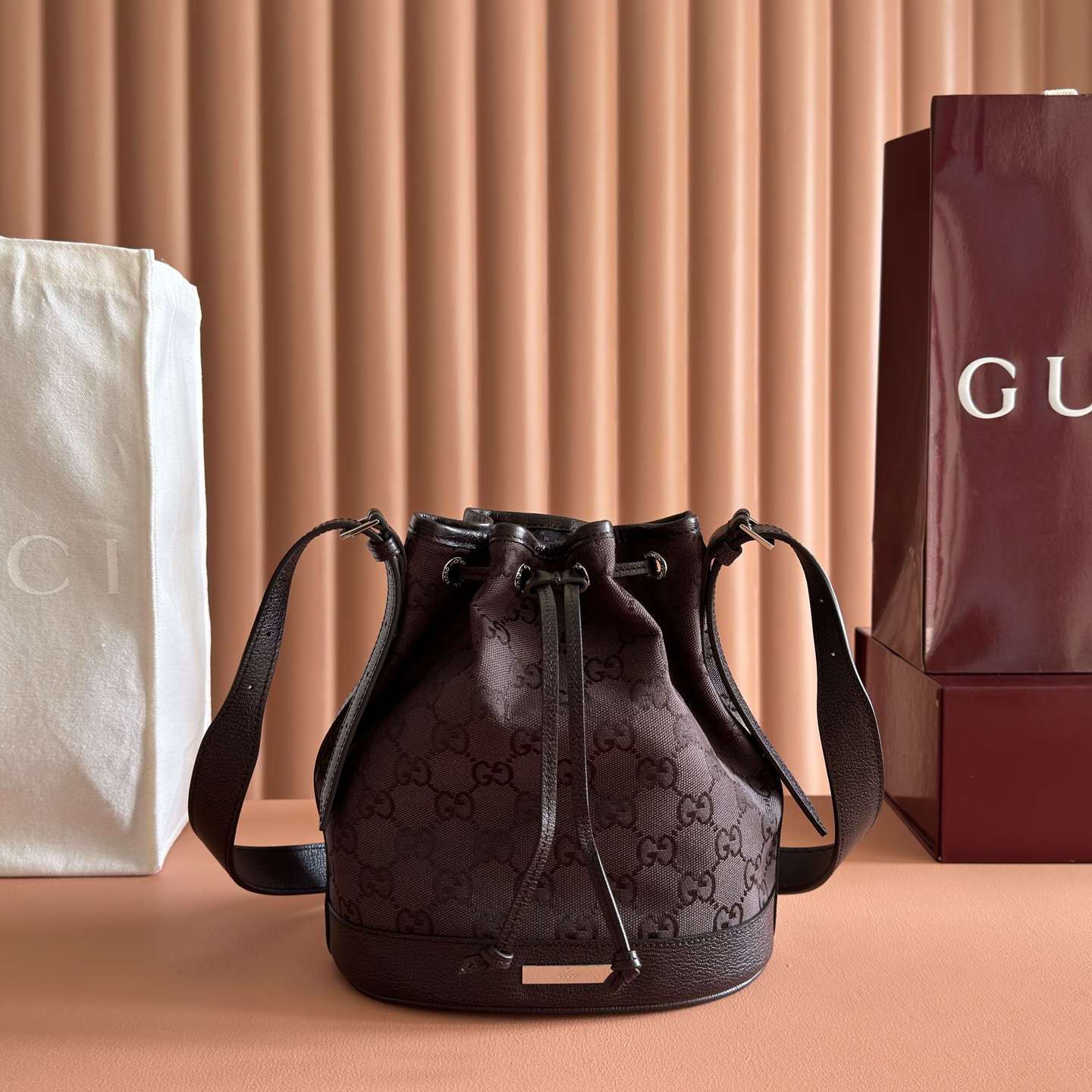 [TOP] GUCCI Generation Bag 21 x 23.5 x 14 cm - Brown - 711 Luxury