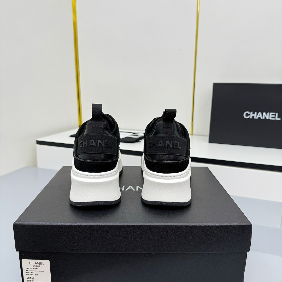 [TOP] CHANEL Sneakers - Black