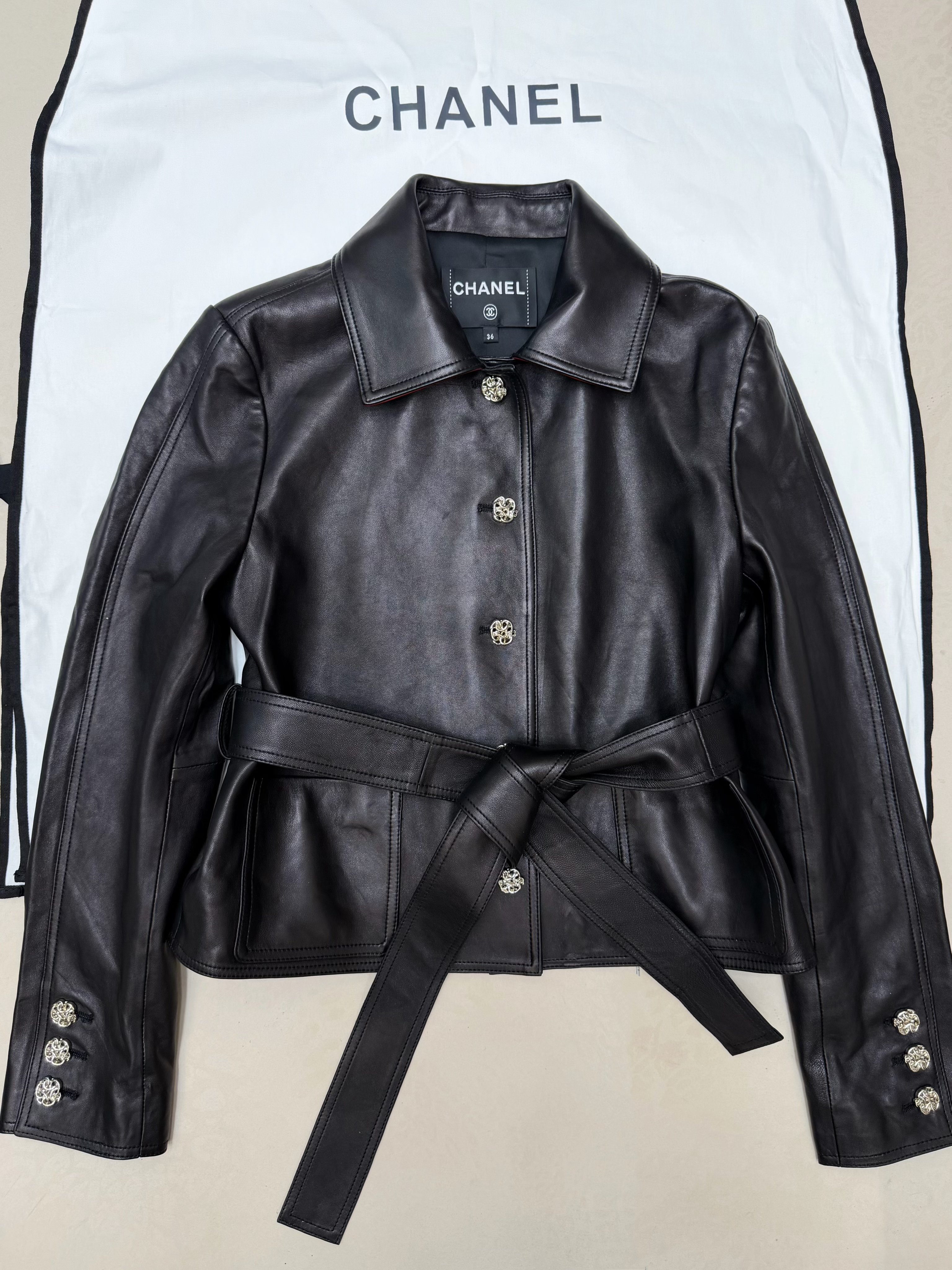 Chanel black Clothing CHANEL Jacket Lambskin black #393771 View 2 | Nigo Office