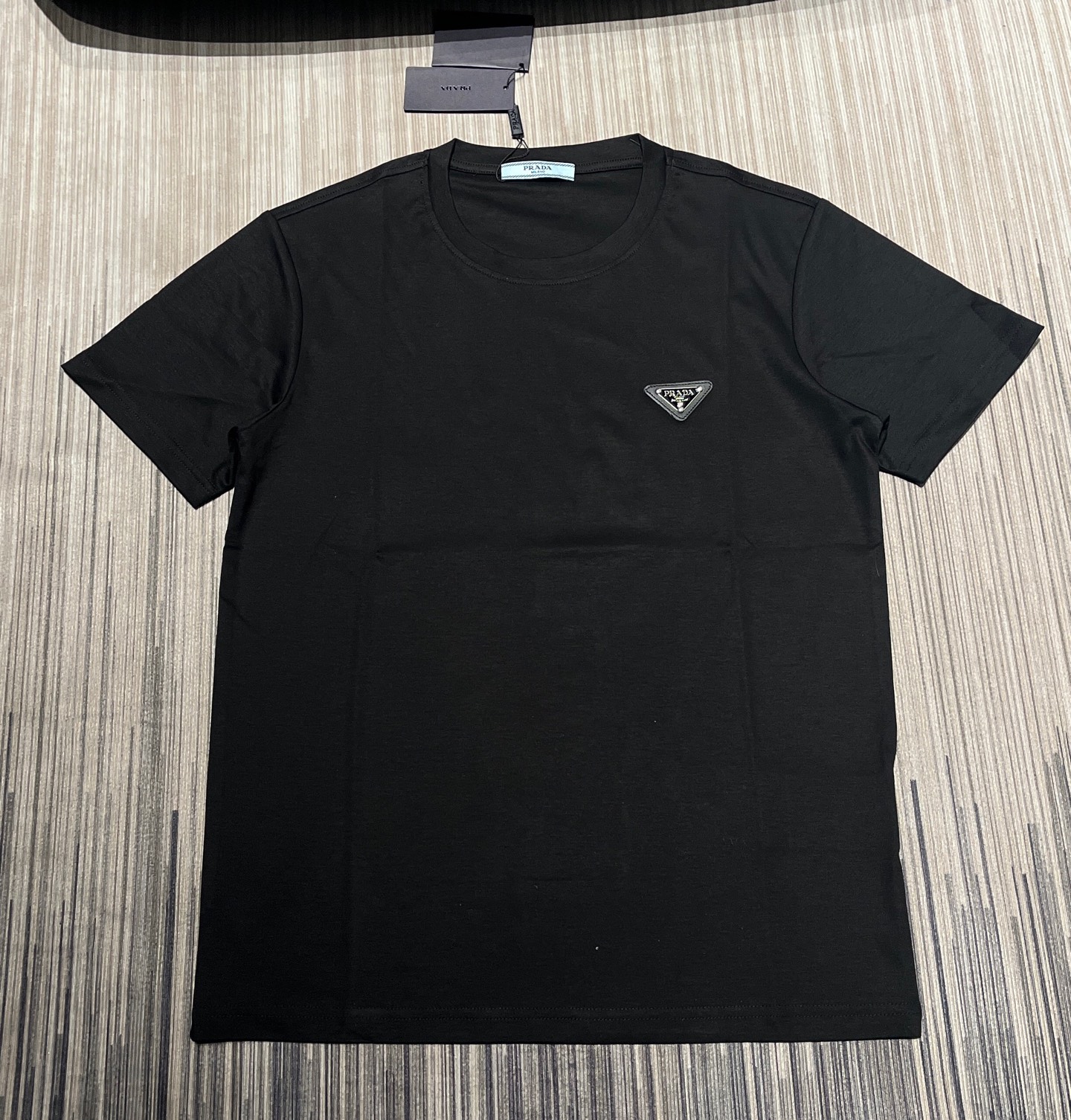 [TOP] PRADA Men's/Women's Logo T-Shirt - Black/White