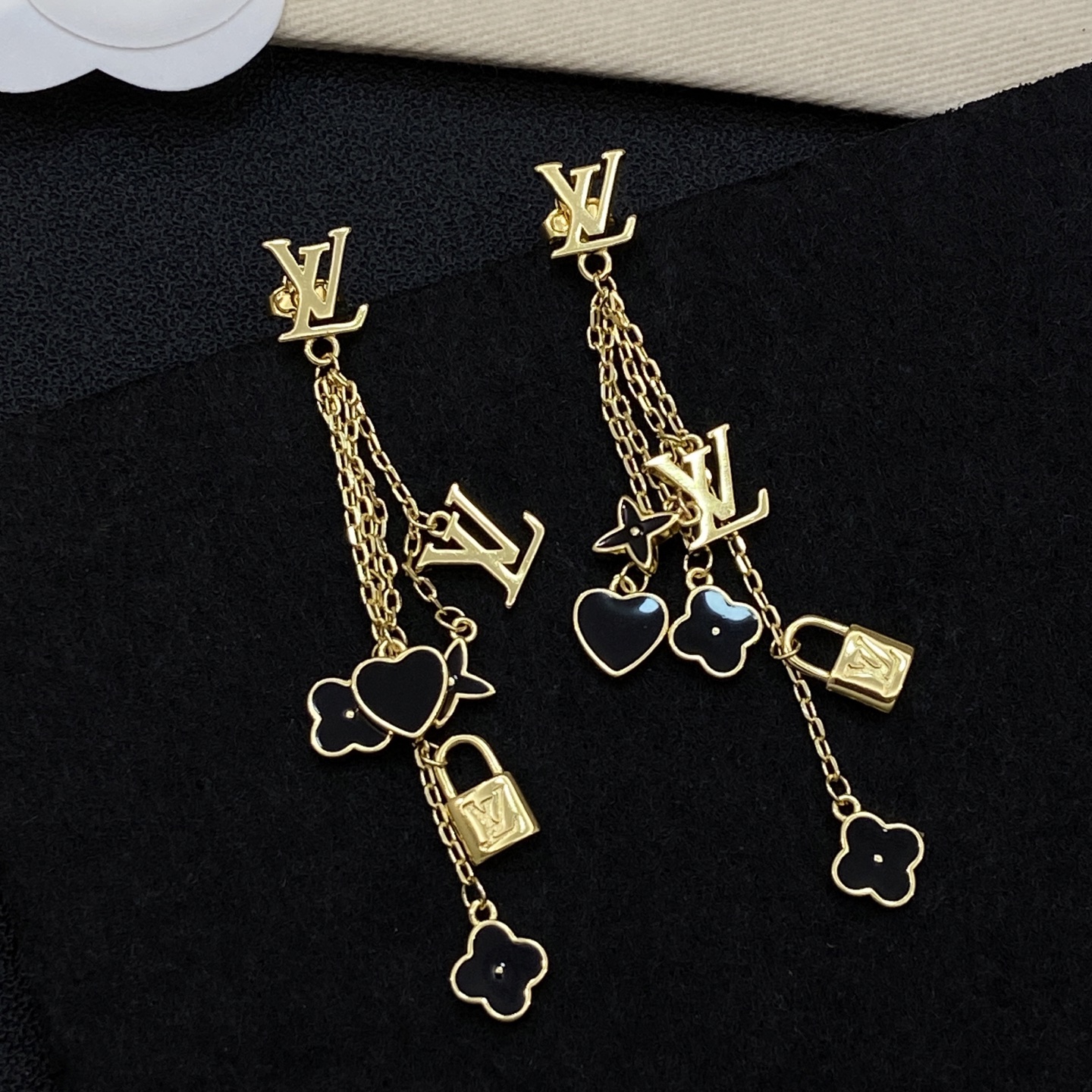 [TOP] Louis Vuitton LV Earrings - Gold - 711 Luxury