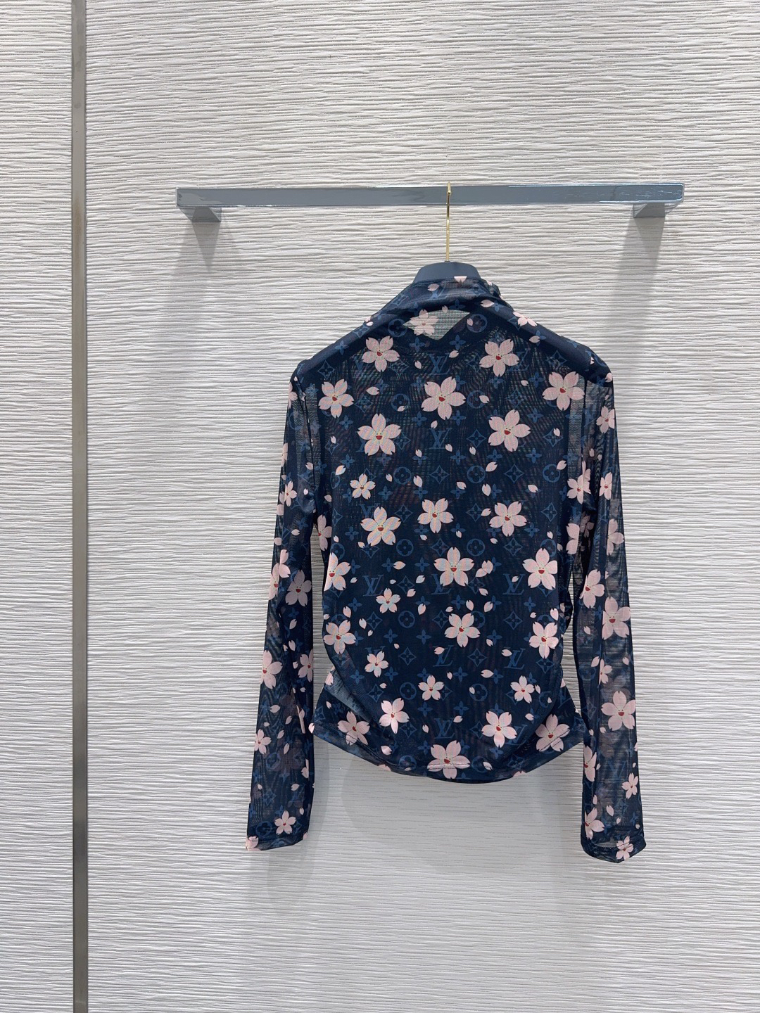 [TOP] Louis Vuitton LV Base Layer Shirt - Black