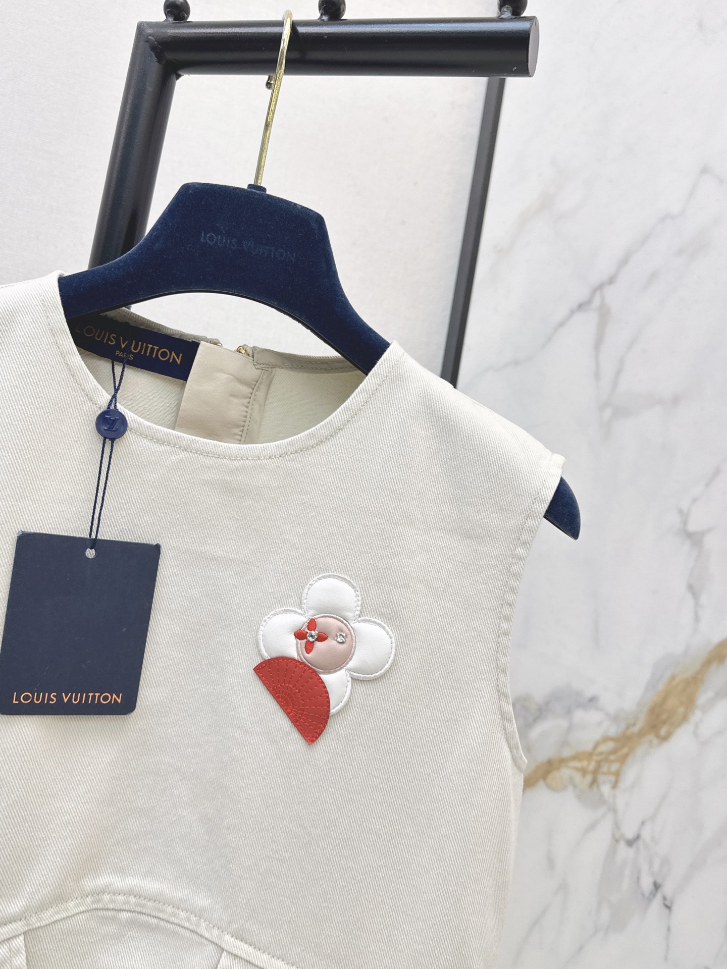 [TOP] Louis Vuitton LV Dress - White