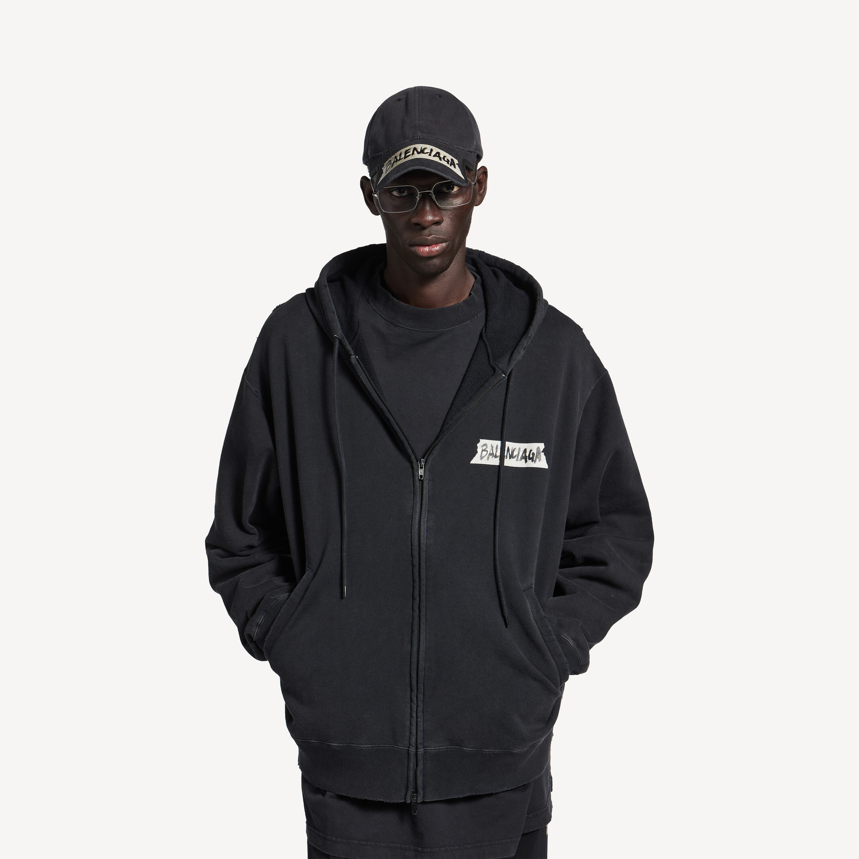 Balenciaga Clothing Balenciaga Masking Tape Oversized Zip-up Hoodie #375596 View 2 | Nigo Office