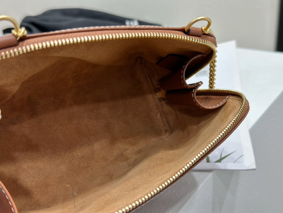 [TOP] CELINE Shell Bag Cowhide 16x11x8cm - Brown - 711 Luxury