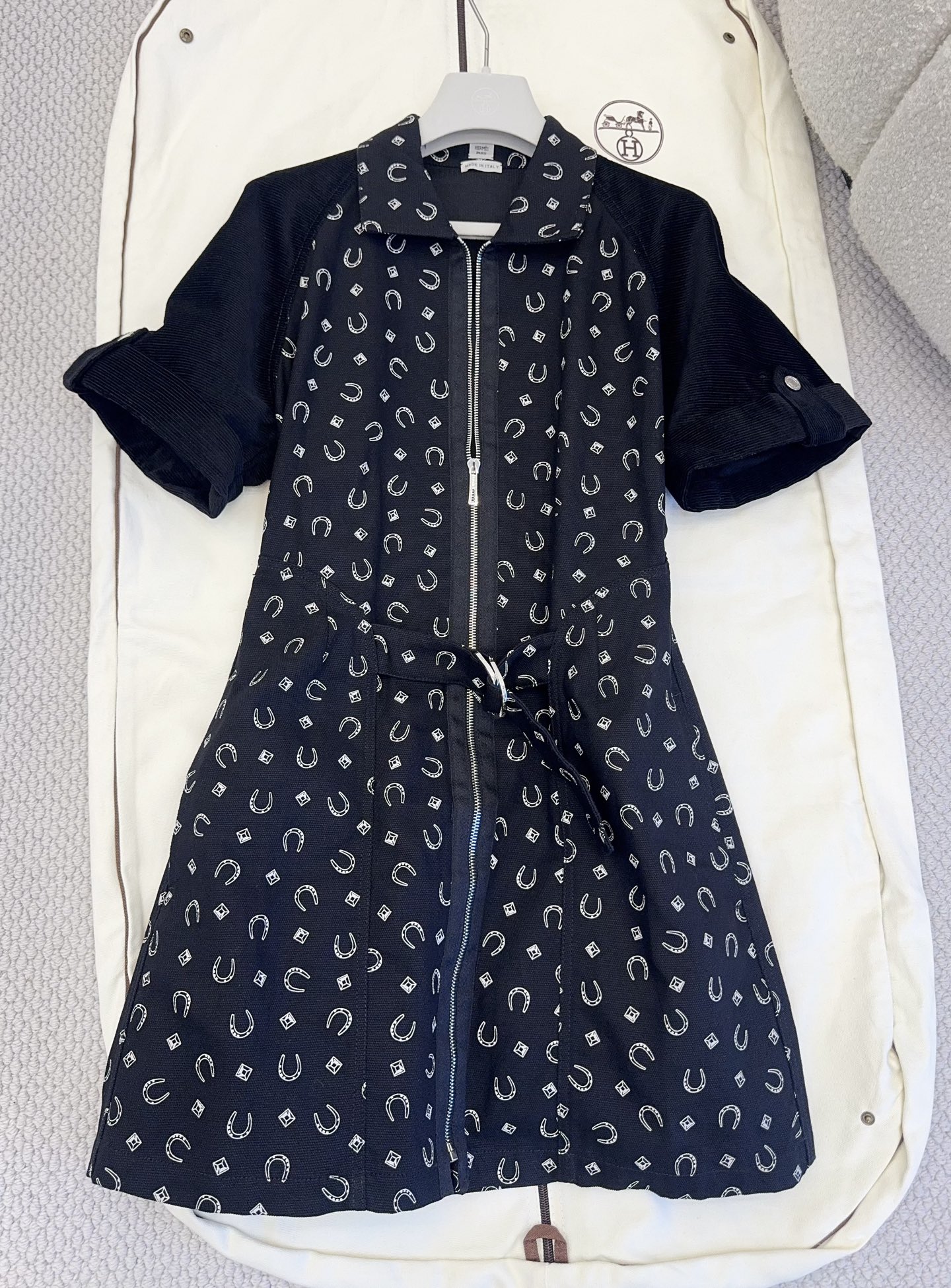Designer Clothing Hermès Porte-bonheur Bandana Mixed Materials Dress #395300 View 2 | Nigo Office