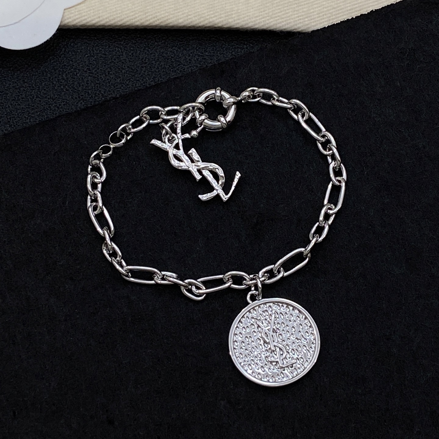 [TOP] Yves Saint Laurent YSL Bracelet - 2 Colors - 711 Luxury