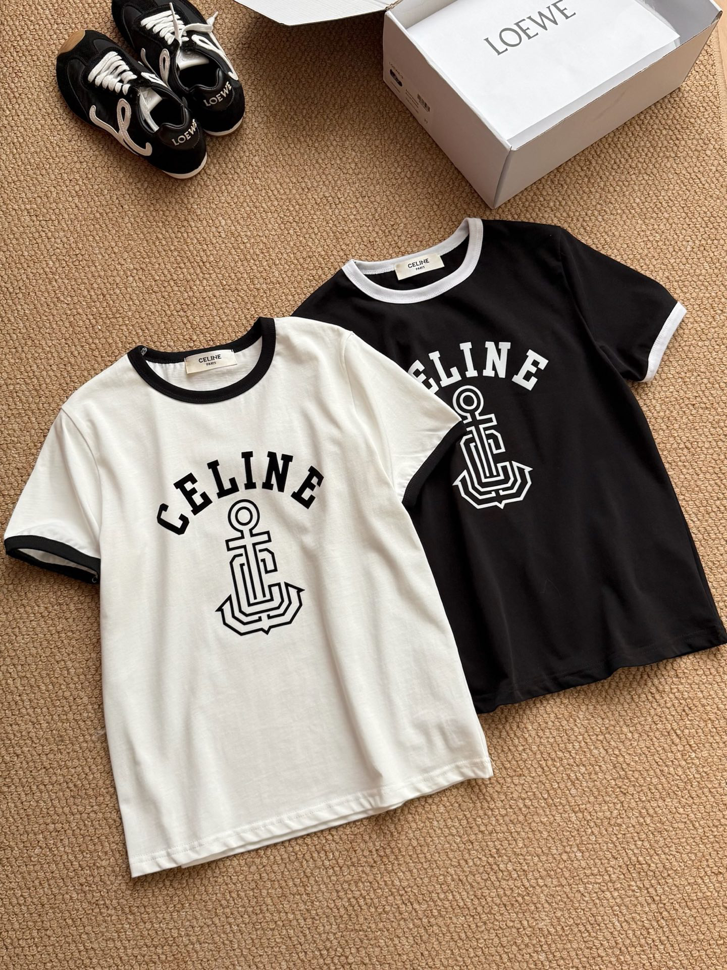 [TOP] CELINE Short-Sleeve T-Shirt - 2 Color