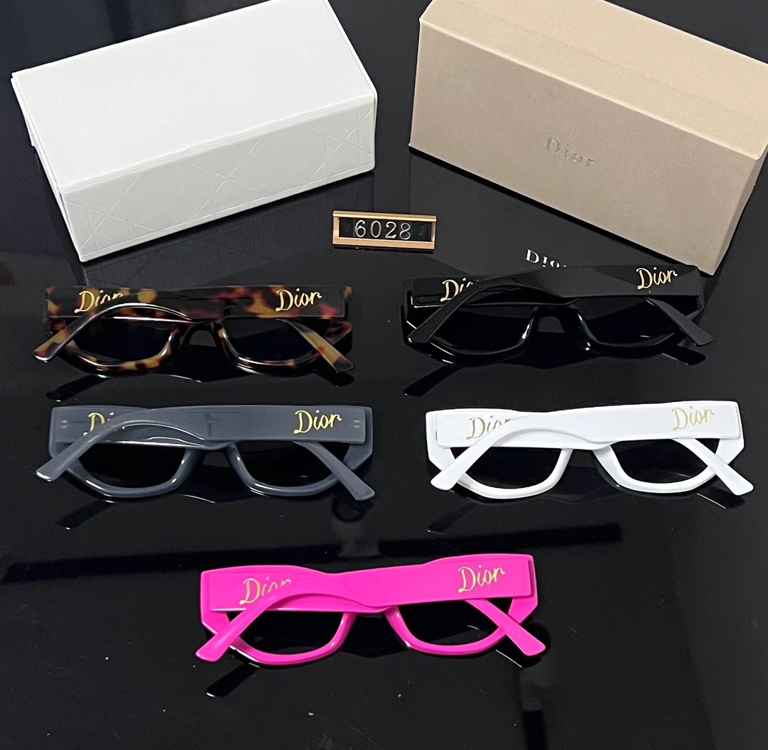 [TOP] Christian Dior Sunglasses - 5 Colors - 711 Luxury
