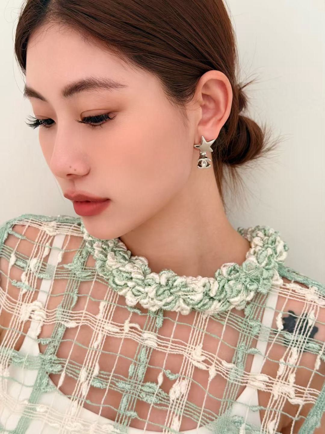 [TOP] CHANEL Earrings - 2 Color