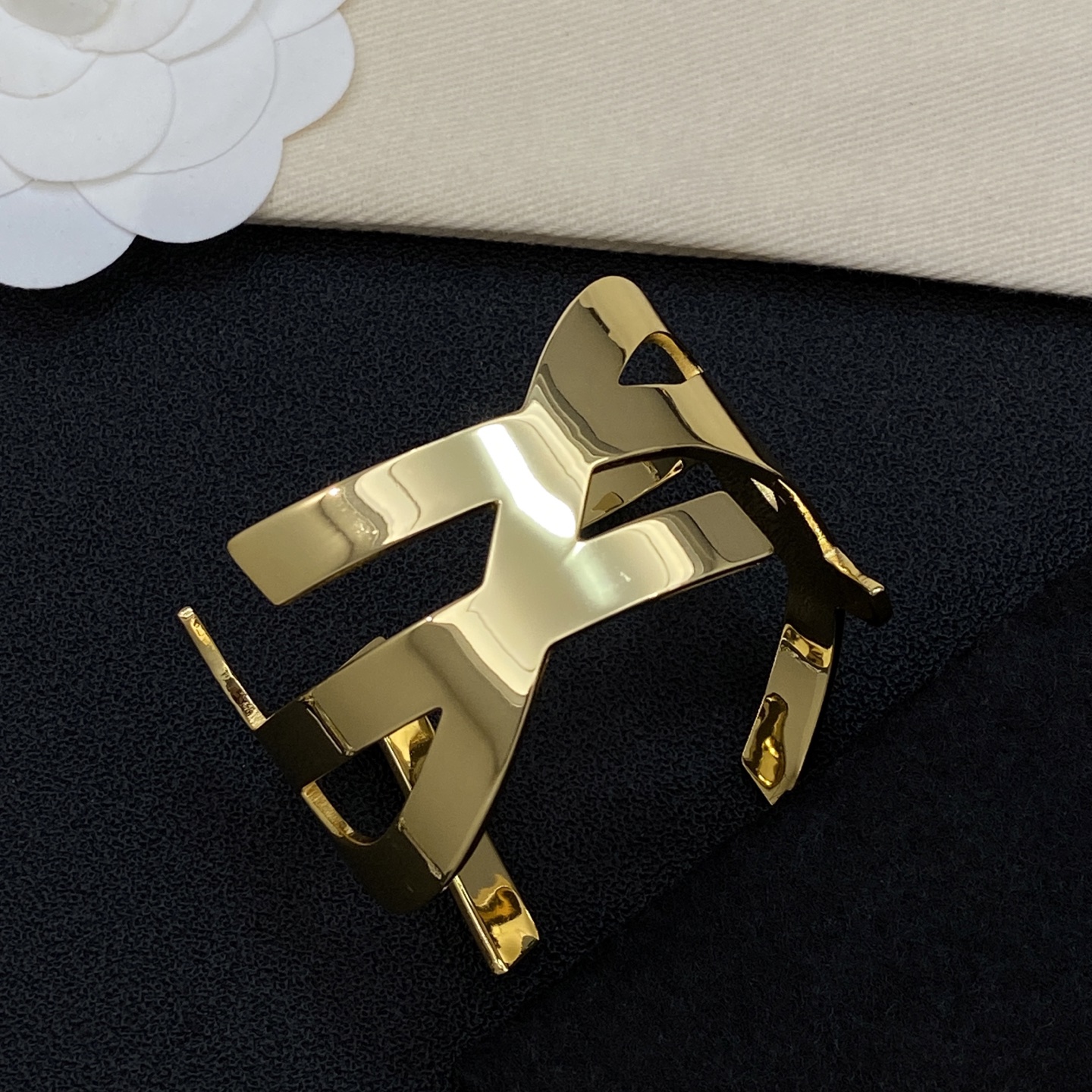 [TOP] Yves Saint Laurent YSL Bracelets - 2 Color - 711 Luxury