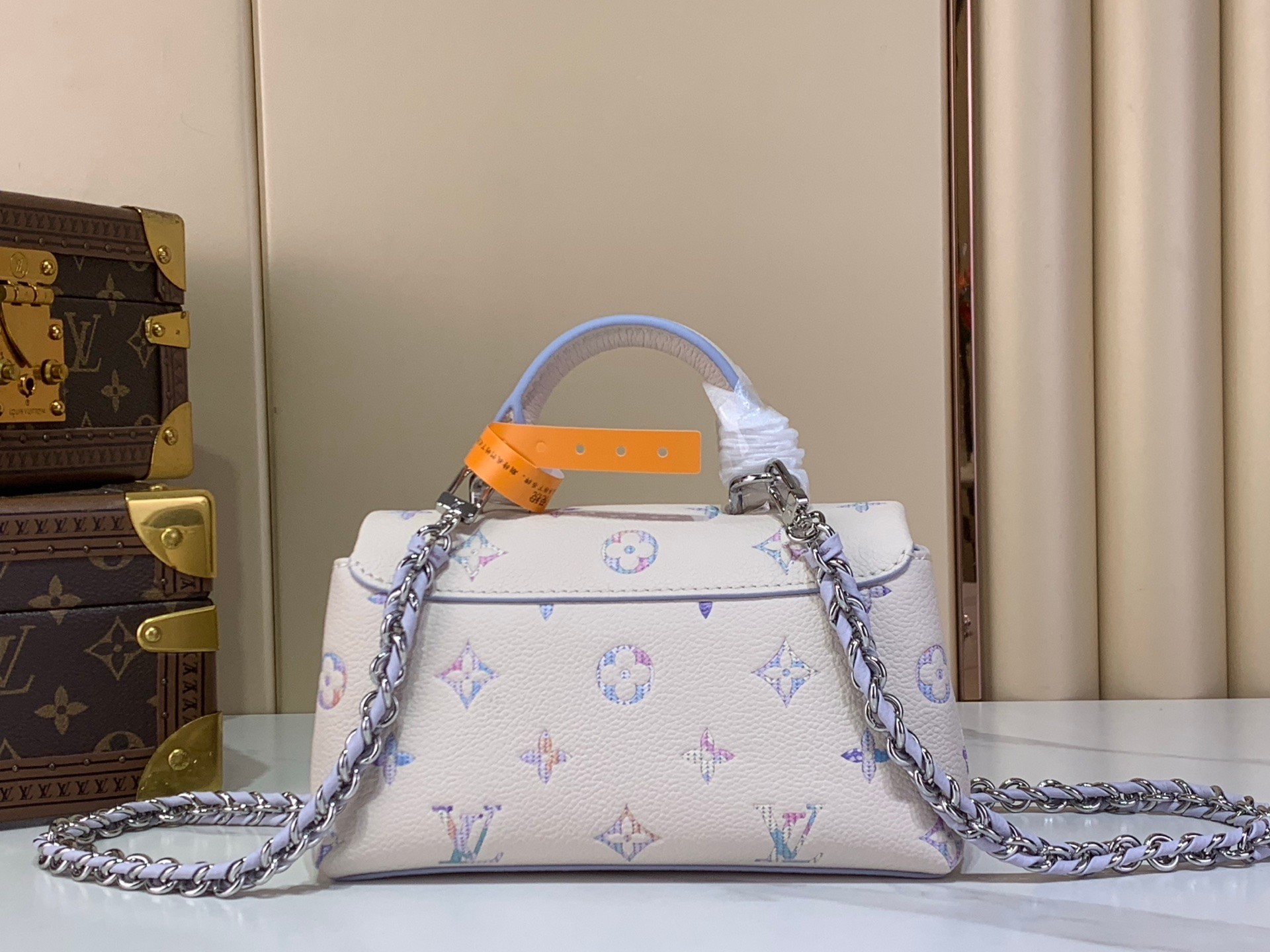 [TOP] Louis Vuitton LV Nano Madeleine Bag 21× 12.5 × 6 cm - Beige - 711 Luxury