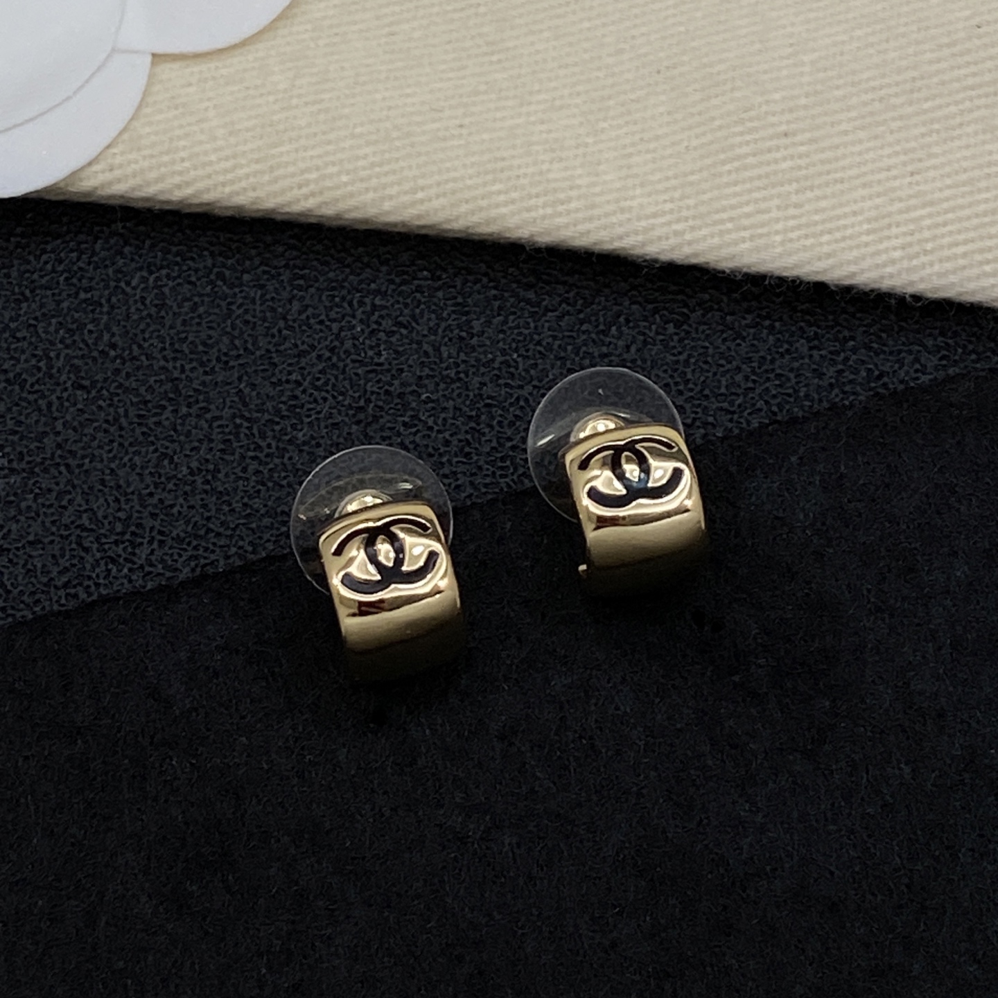 [TOP] CHANEL Earrings - 2 Color - 711 Luxury