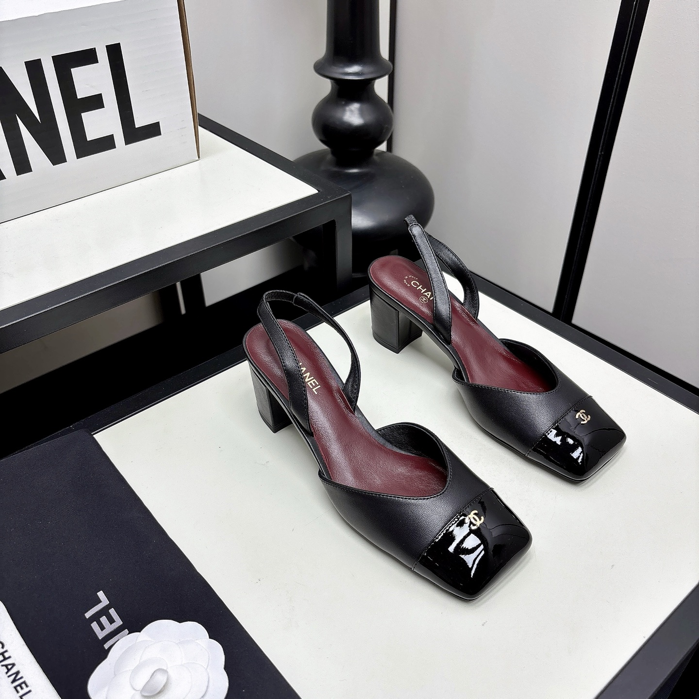 [TOP] CHANEL Mules - Black - 711 Luxury