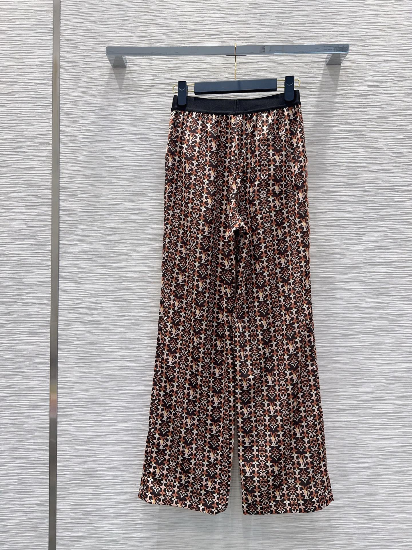 [TOP] Louis Vuitton LV Pants - Brown