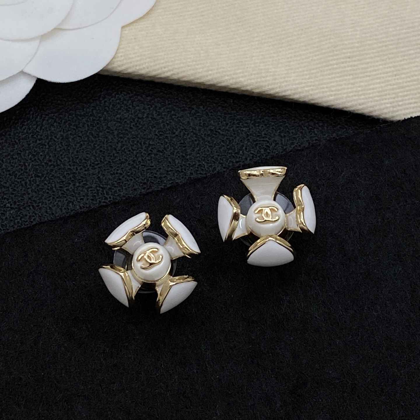 [TOP] CHANEL Earrings - 3 Color - 711 Luxury