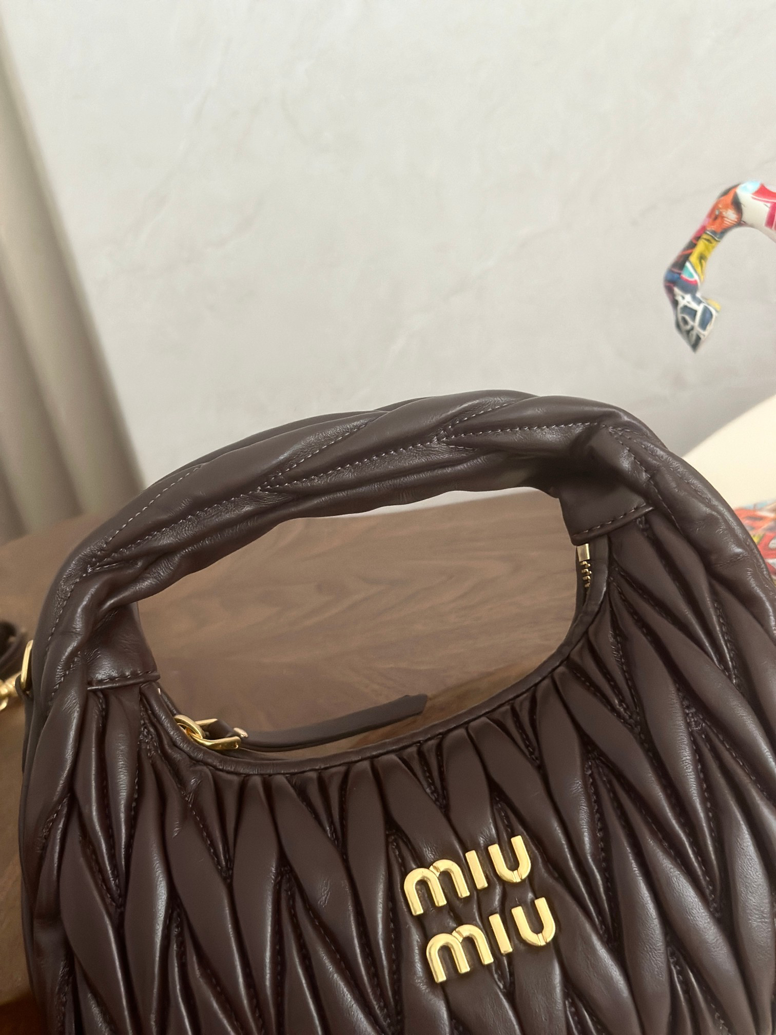 [TOP] Miu Miu MiuWander Bag Lambskin 20x17x6cm - Chocolate - 711 Luxury