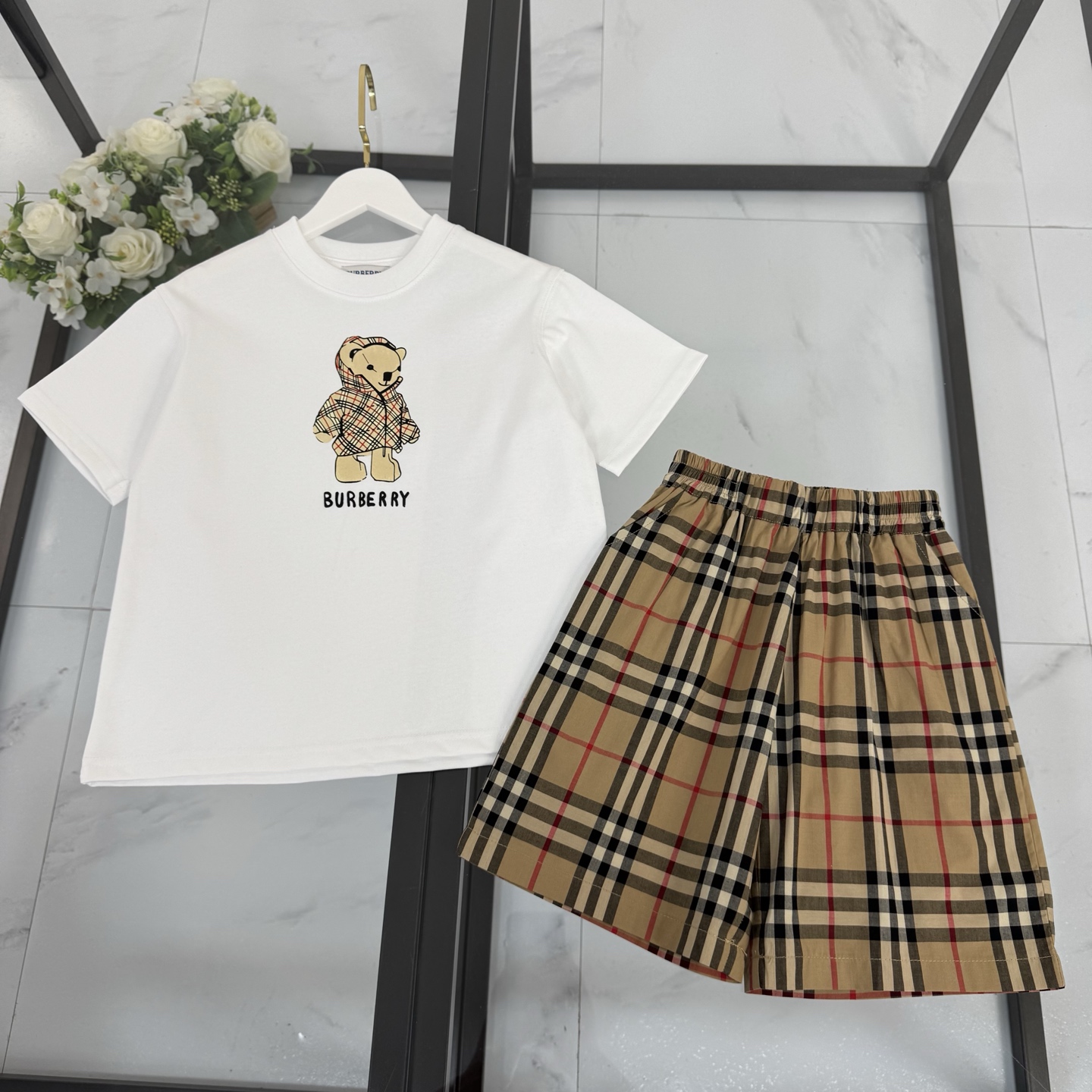 Burberry Unisex Kids White Cartoon Bear Print Short Sleeve T-Shirt & Vintage Plaid Elastic Waist Shorts Two Piece Set Boys Girls Sizes 100-160