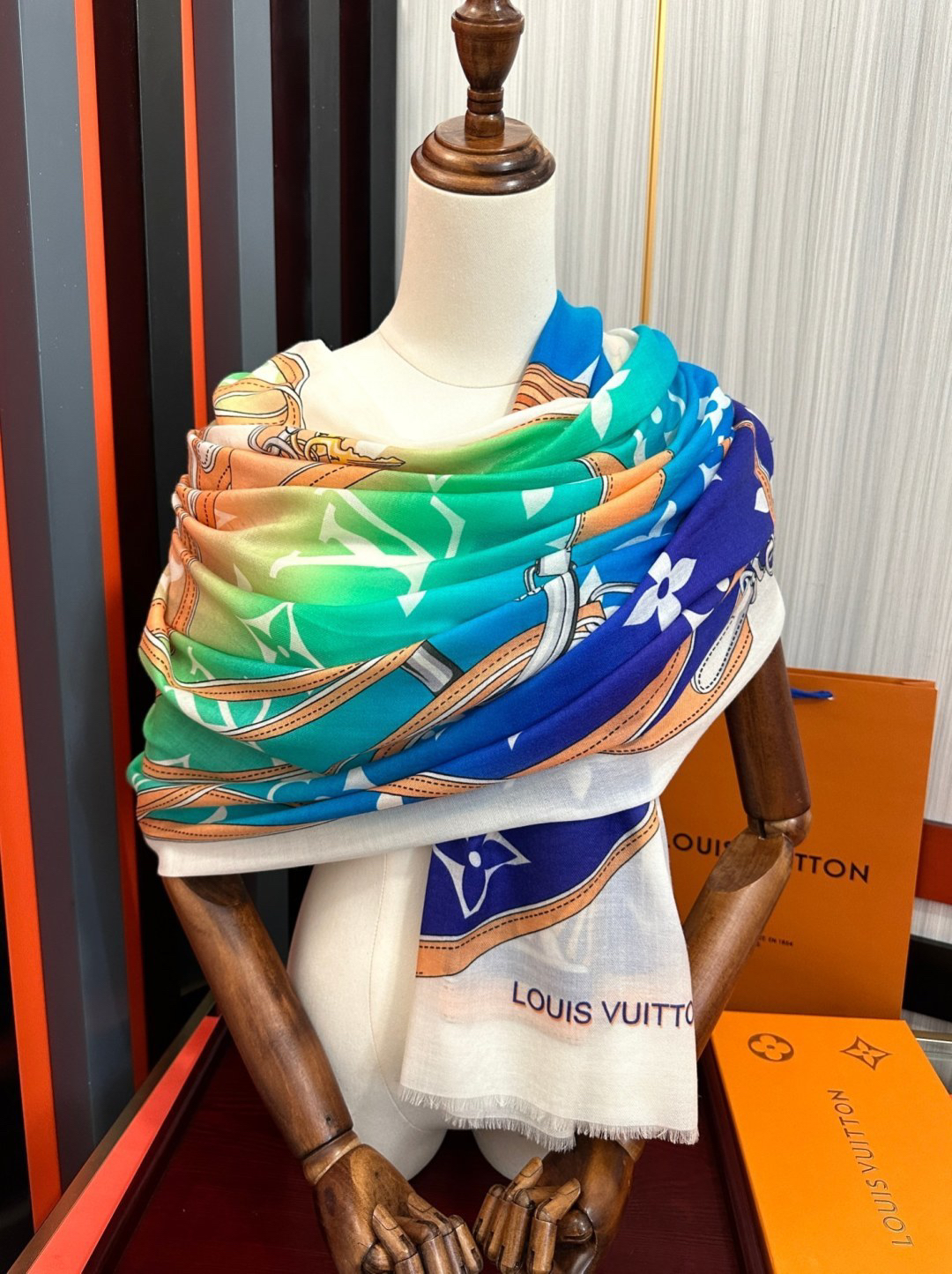 [TOP] Louis Vuitton LV Scarf - Blue and Green - 711 Luxury