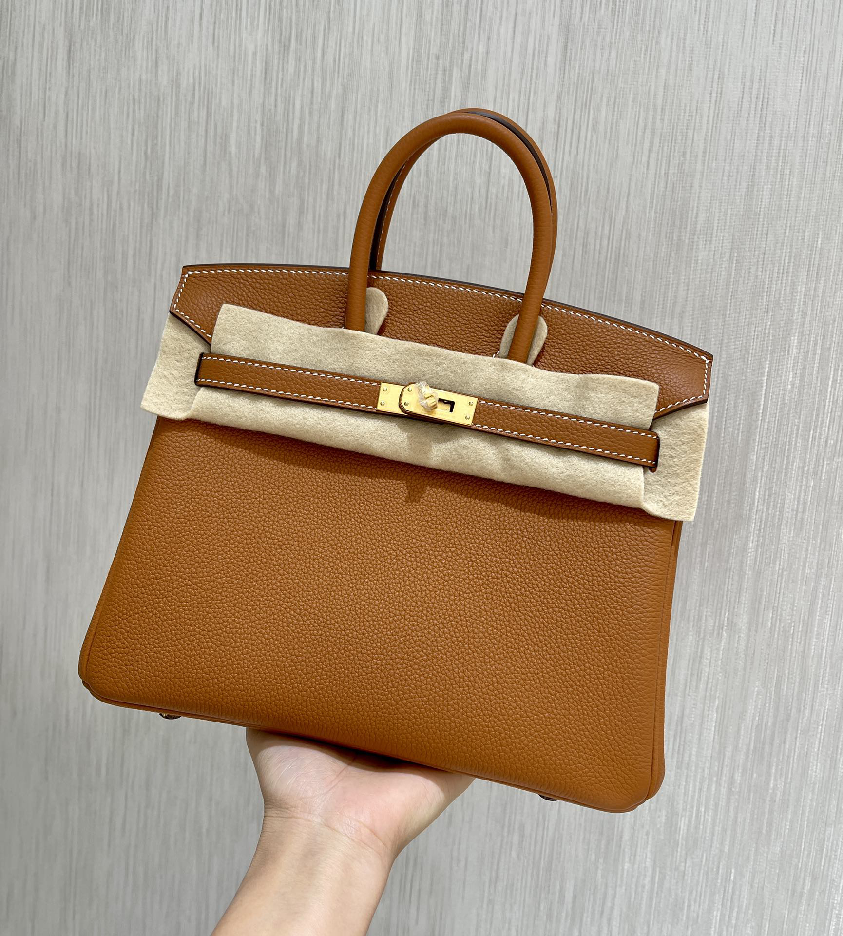 [TOP] HERMES Birkin Togo Leather 25cm - Gold & GHW