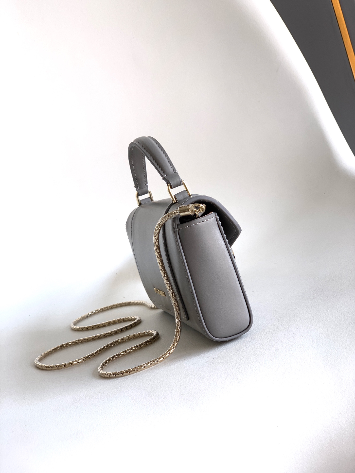 [TOP] BVLGARI Sernti Forever Bag Calfskin 19x10x3.5cm - Gray - 711 Luxury