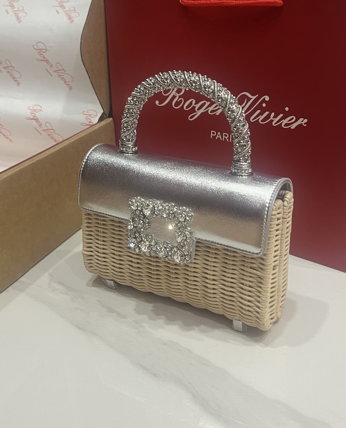 [TOP] ROGER VIVIER Diamond Bag 19-4-13 CM - Sliver - 711 Luxury