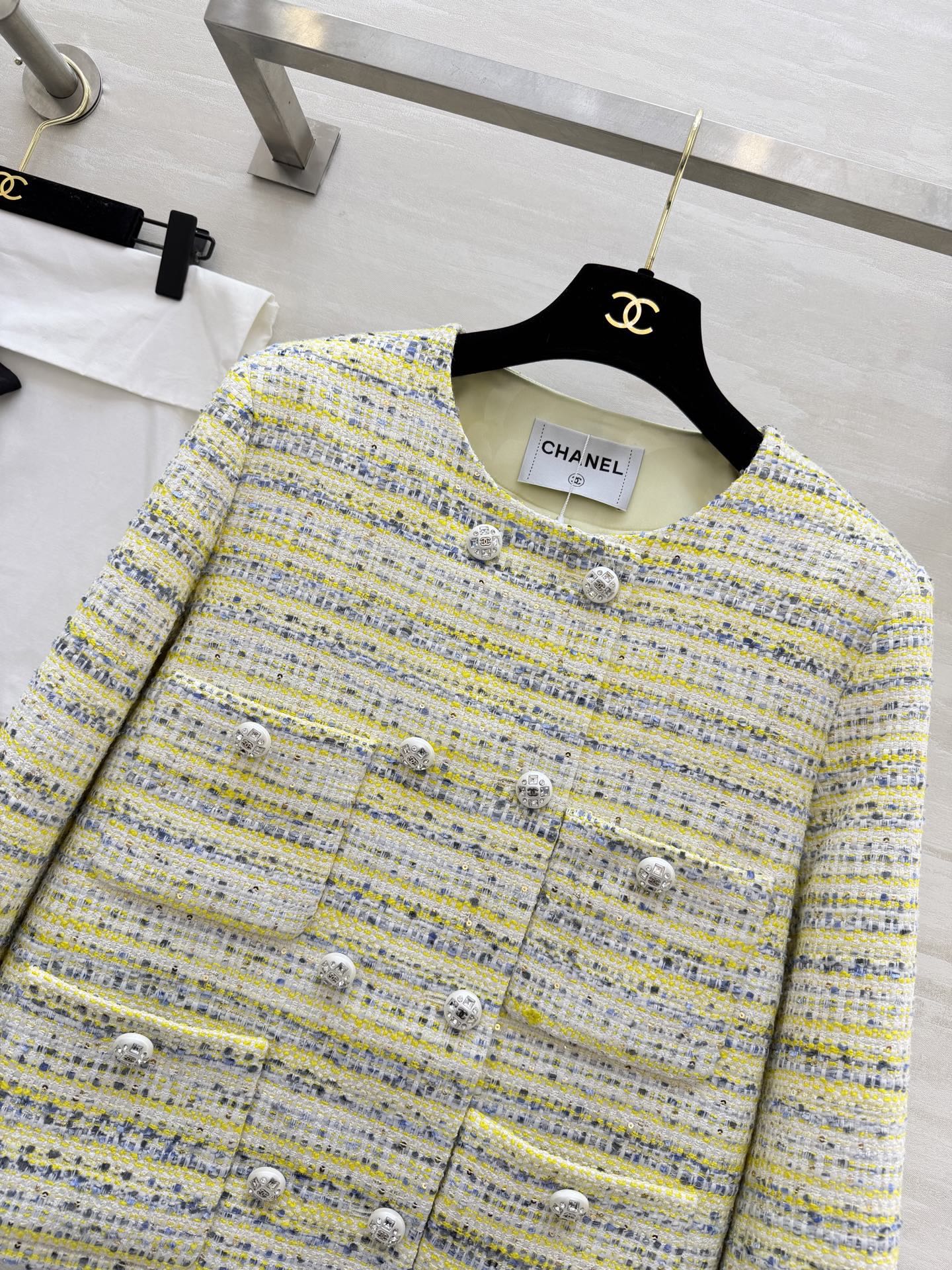 [TOP] CHANEL Coat - Yellow - 711 Luxury