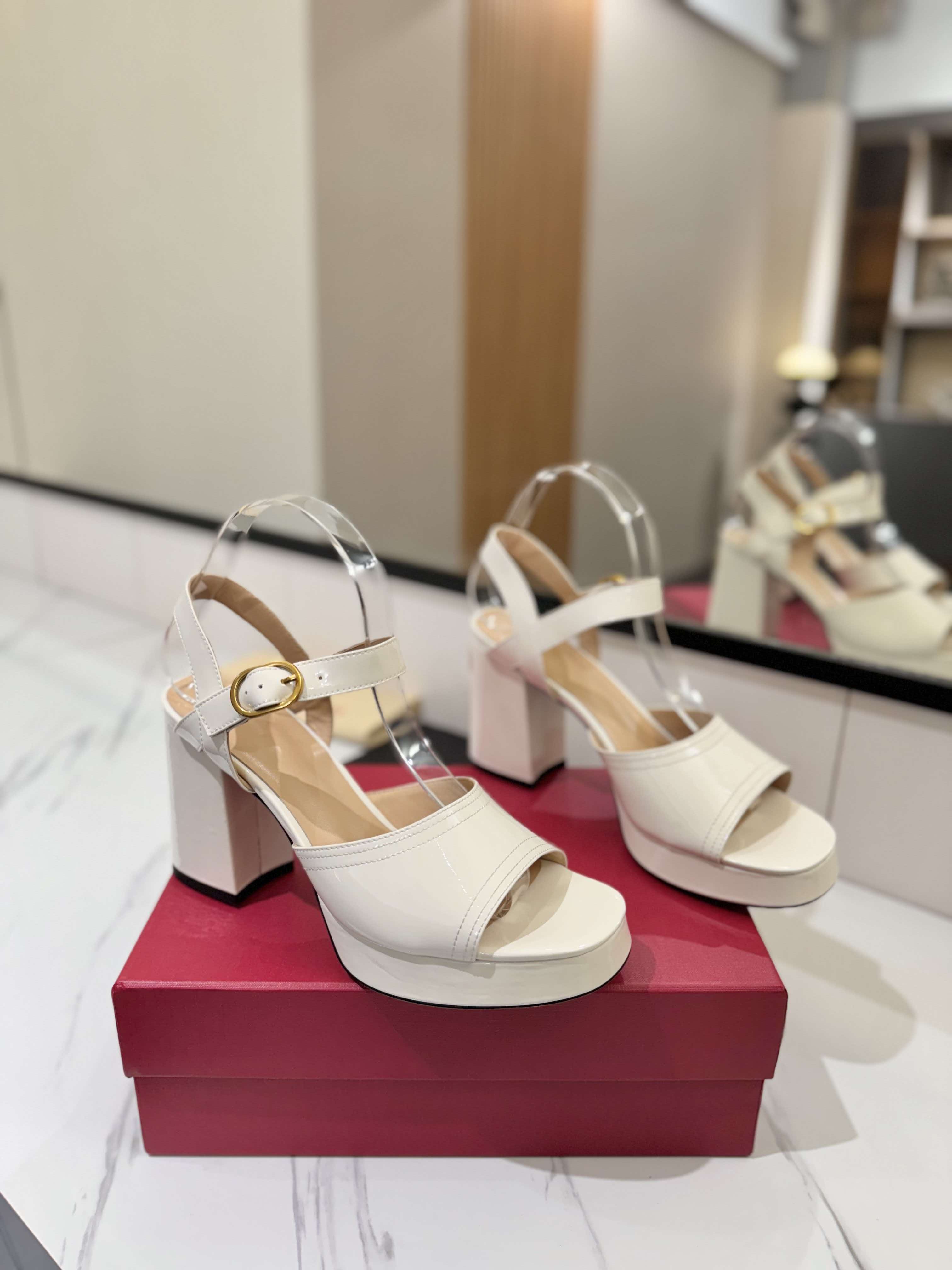 [TOP] VALENTINO High-heeled Shoes - 15 Color - 711 Luxury
