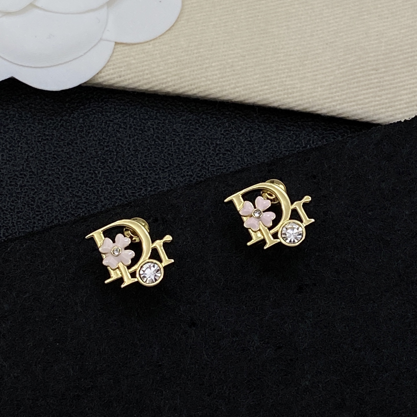 [TOP] Christian Dior Earrings - Gold - 711 Luxury