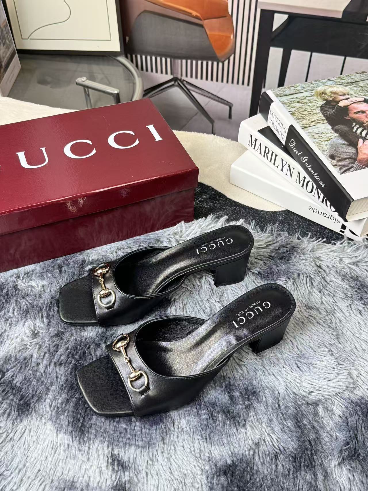 [TOP] GUCCI Shoes - Black - 711 Luxury