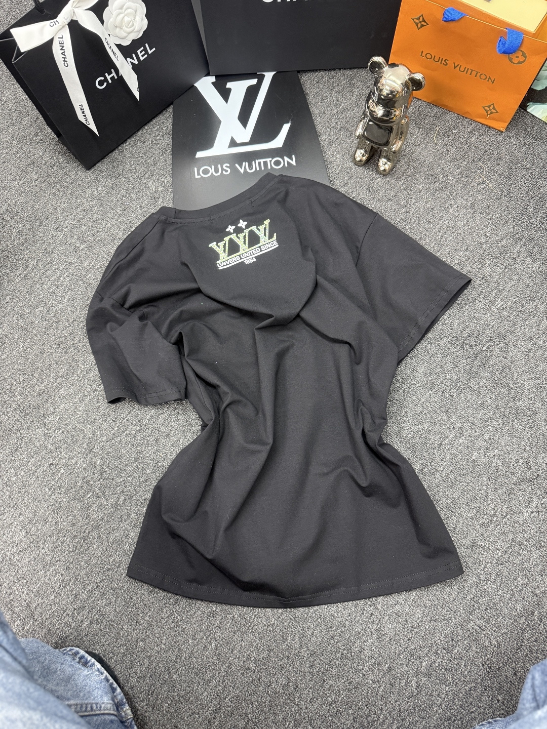 [TOP] Louis Vuitton LV T-shirt - Black