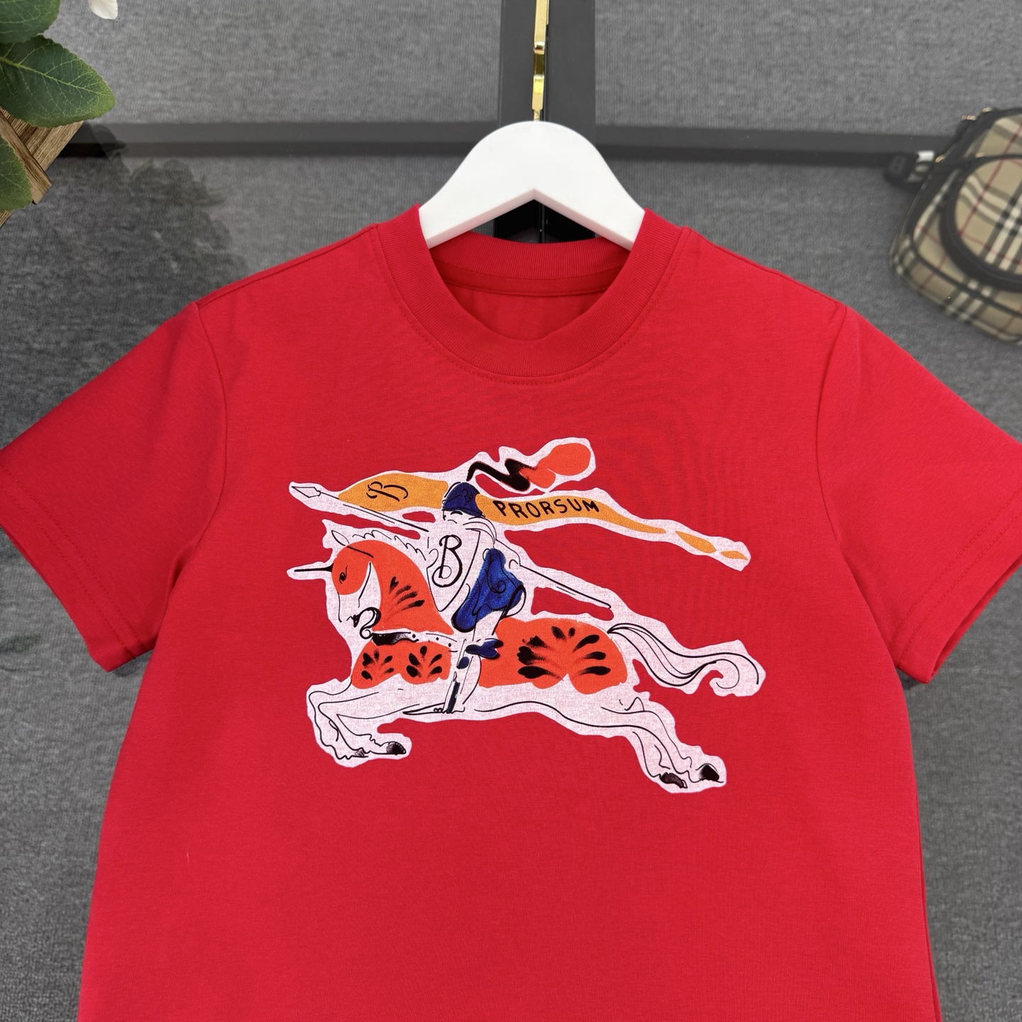 Burberry Unisex Kids Red Foam Equestrian Knight Print Short Sleeve T Shirt & All Over Logo Print Drawstring Shorts Two Piece Vacation Set Boys Girls Sizes 100-150