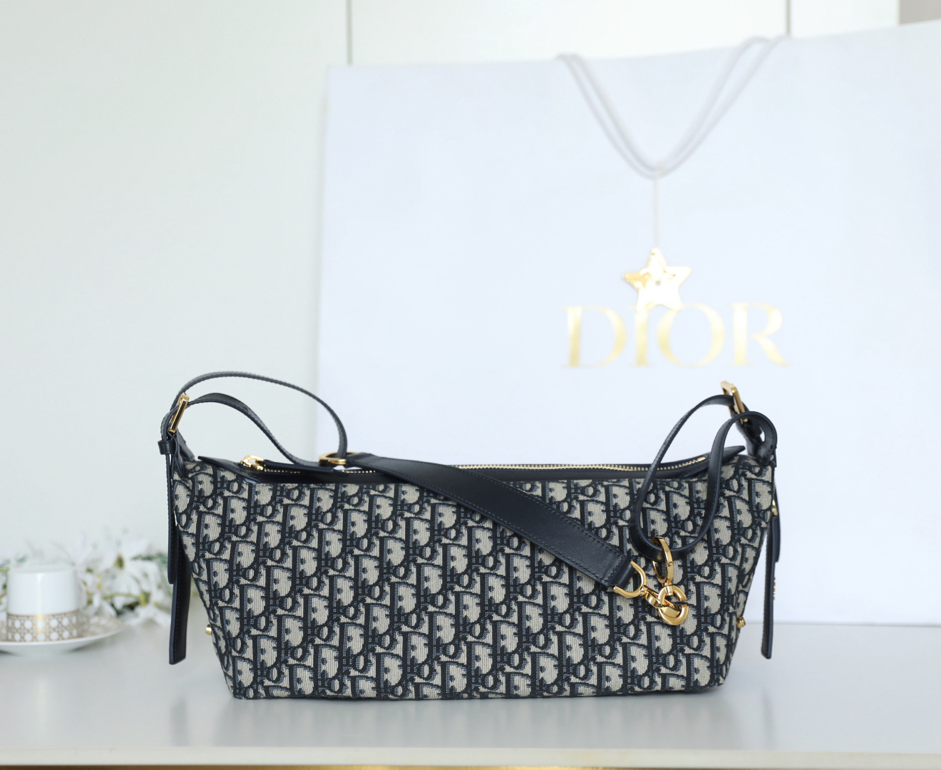 [TOP] Christian Dior D-Journey Bag 33x16x15cm - Navy Blue - 711 Luxury