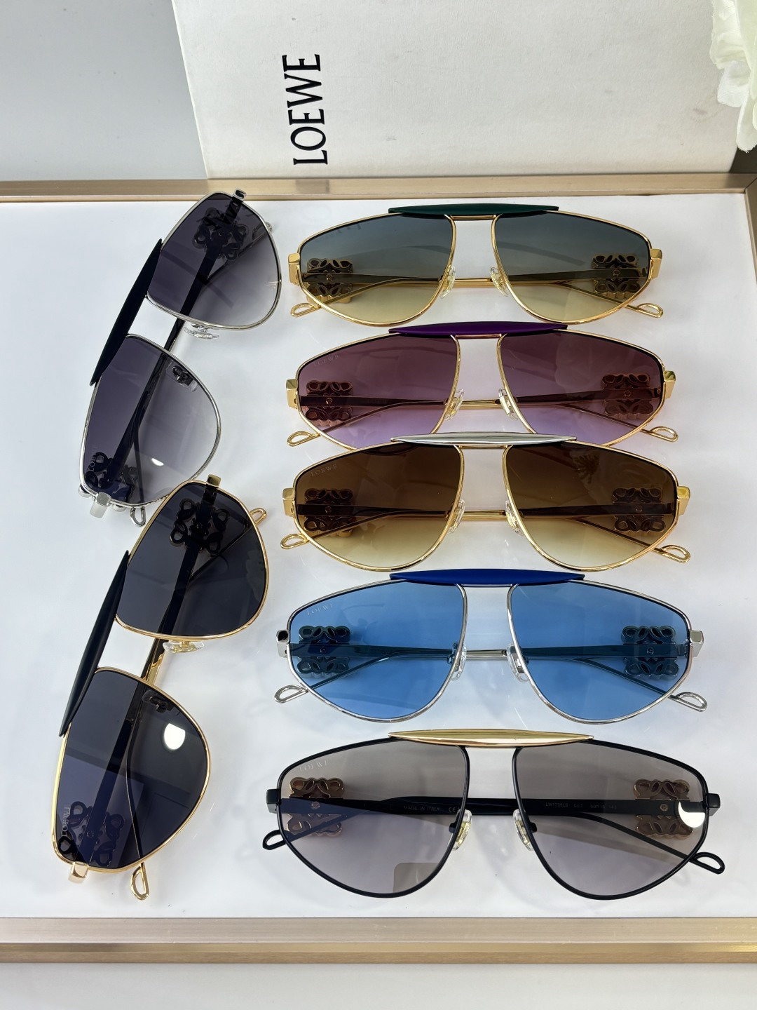 [TOP] LOEWE Sunglasses - 7 Color - 711 Luxury