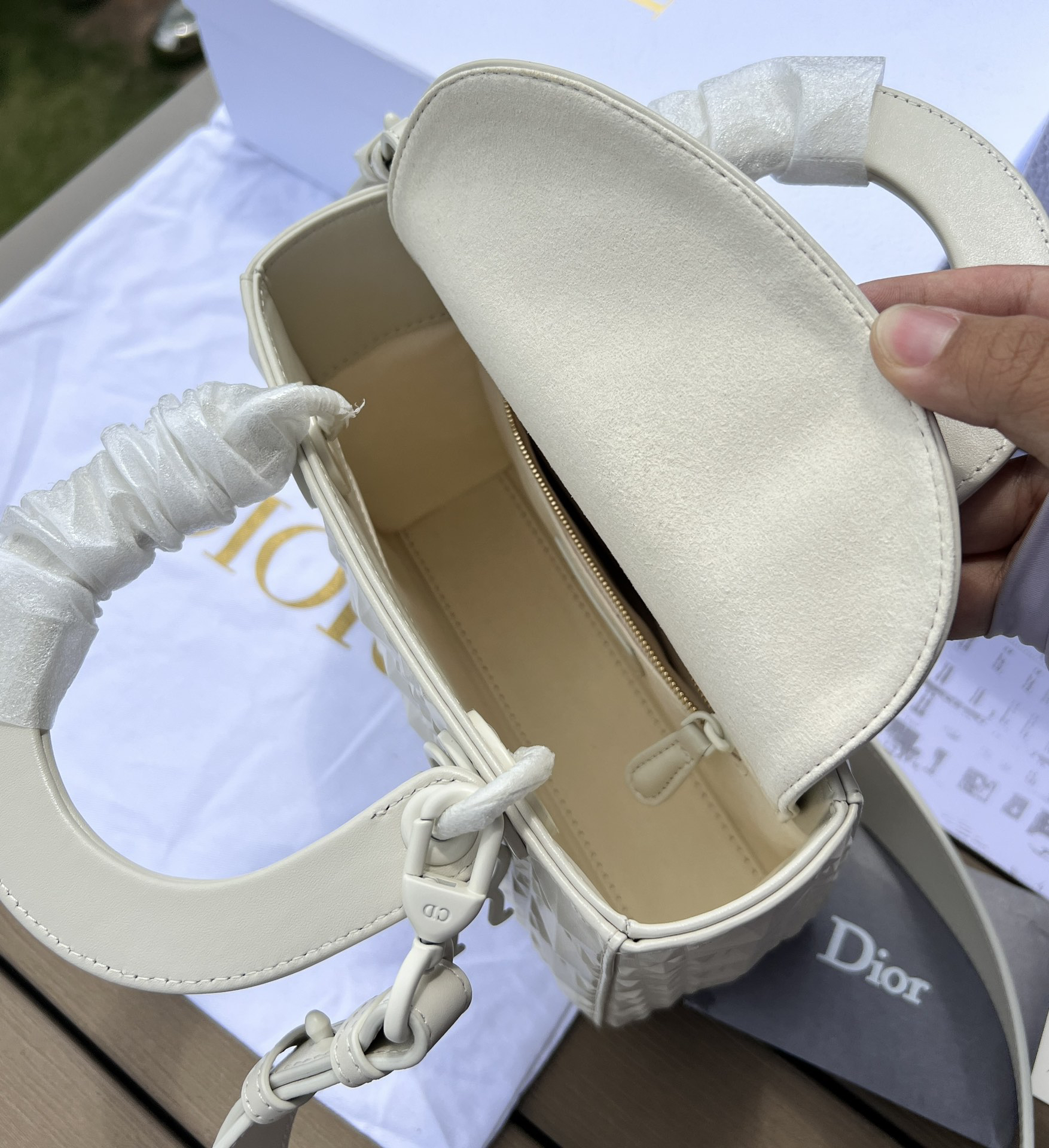 [TOP] Christian Dior Lady Dior Bag 20x17x8cm - White