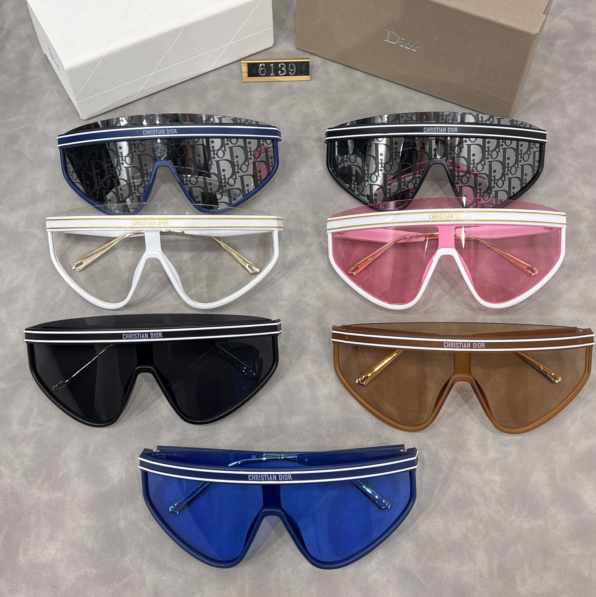 [TOP] Christian Dior Sunglasses - 7 Colors - 711 Luxury