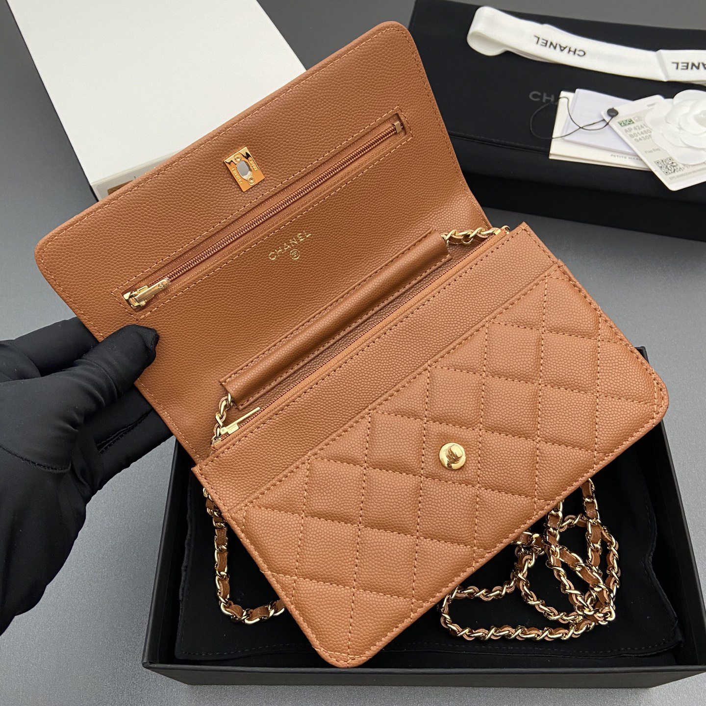 [TOP] CHANEL Woc Bag  20-13-3.5cm - Caramel