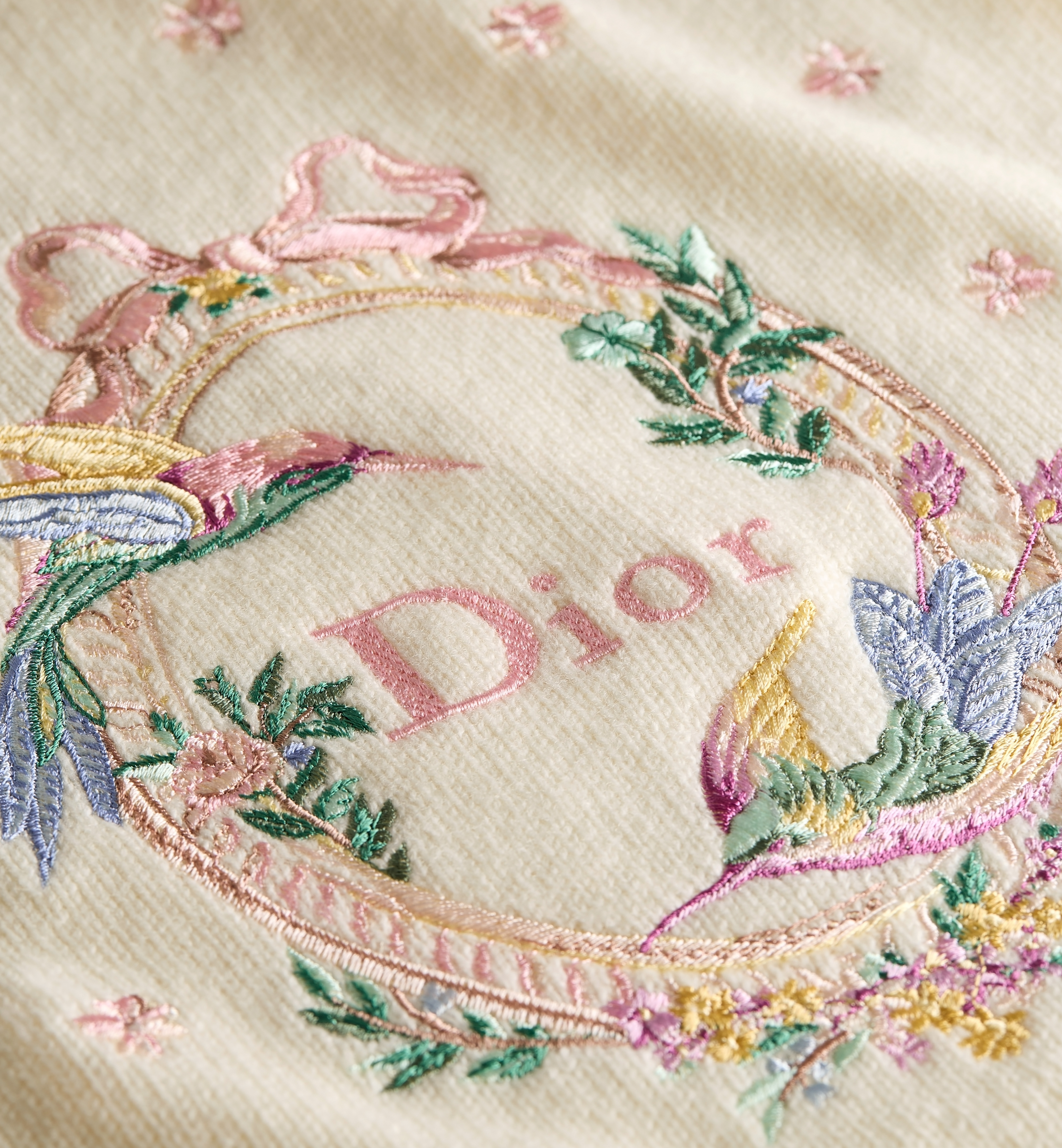 Dior white Clothing DIOR Dior Qixi Embroidered Short-Sleeved Sweater White Cashmere Jersey with Multicolor Dior Colibri Motif