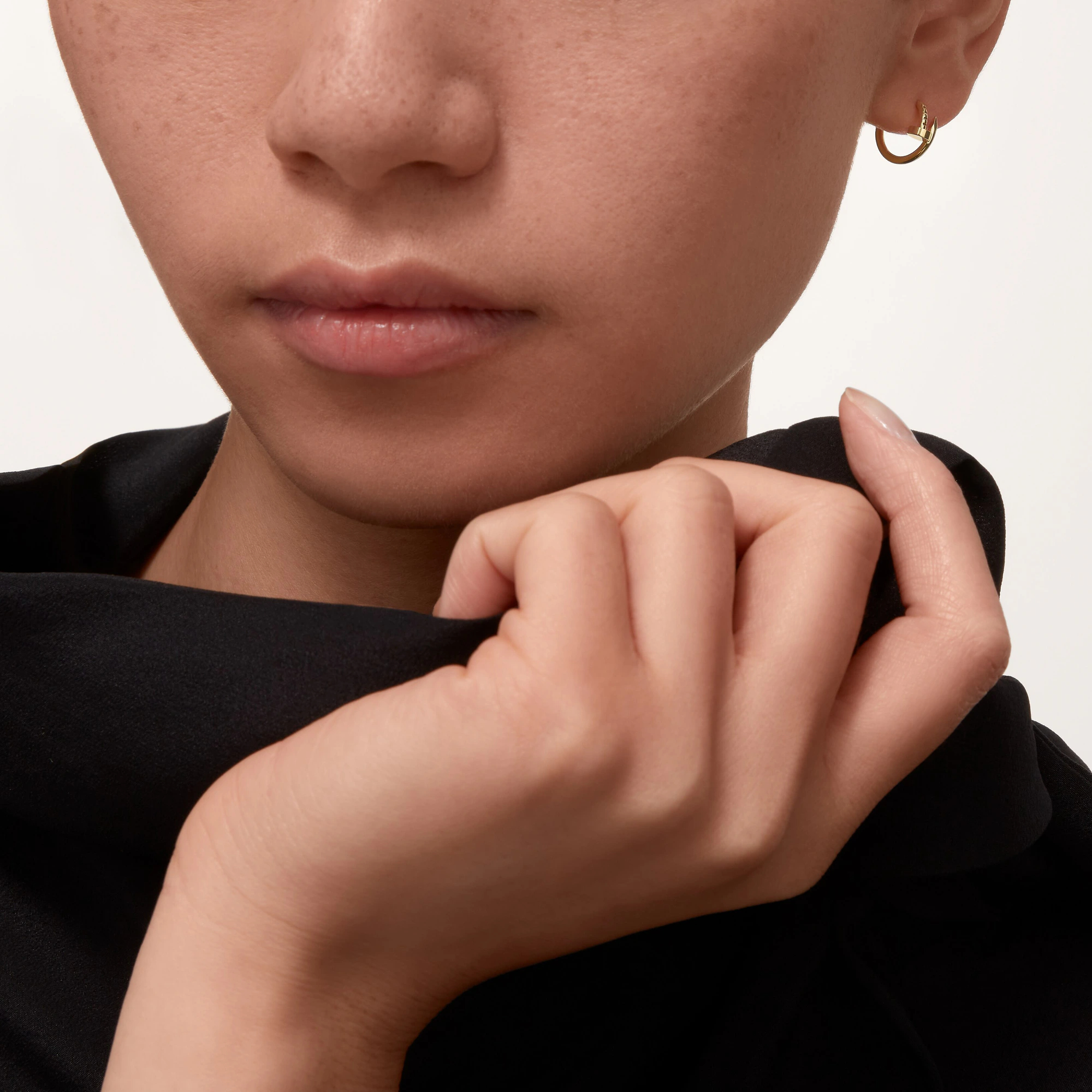 Carty Nails Solo Trace Earrings,Yellow Gold,Mini Model